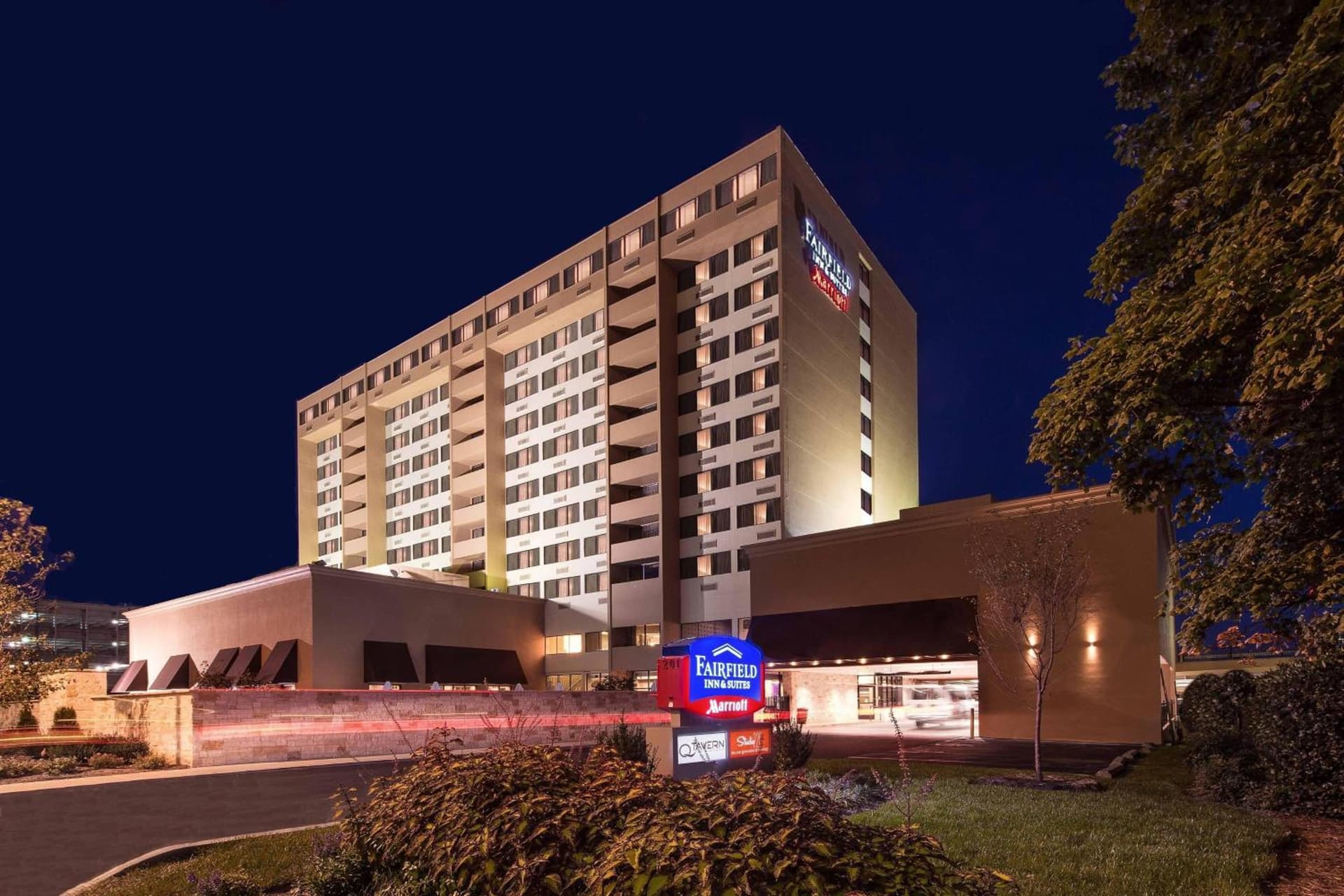 Fairfield Inn & Suites by Marriott Charlotte Uptown featured exterior or lobby in Charlotte, NC — similar hotel