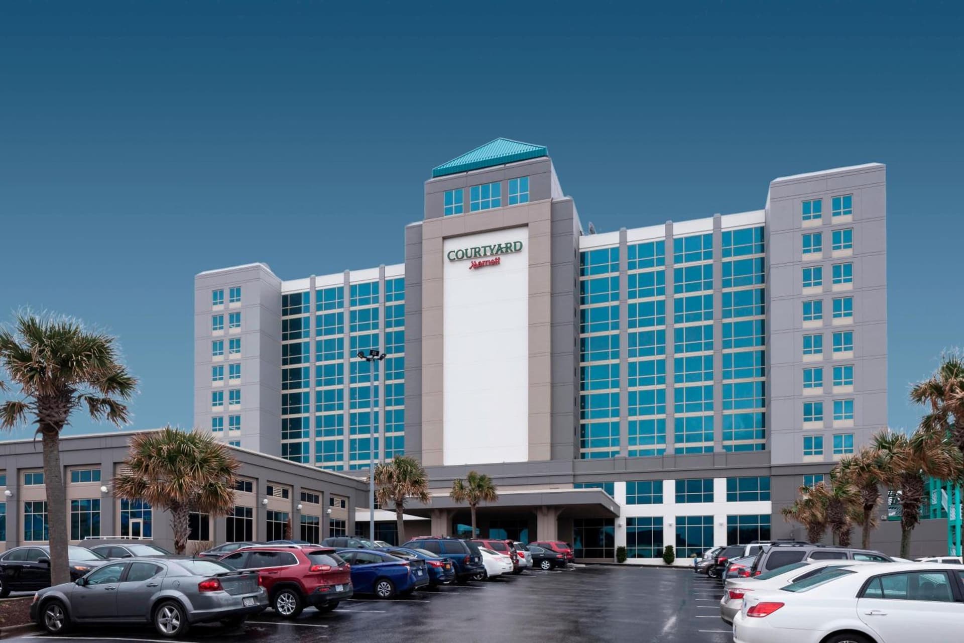 Courtyard by Marriott Carolina Beach Oceanfront property views in Carolina Beach, NC — gallery photo 3