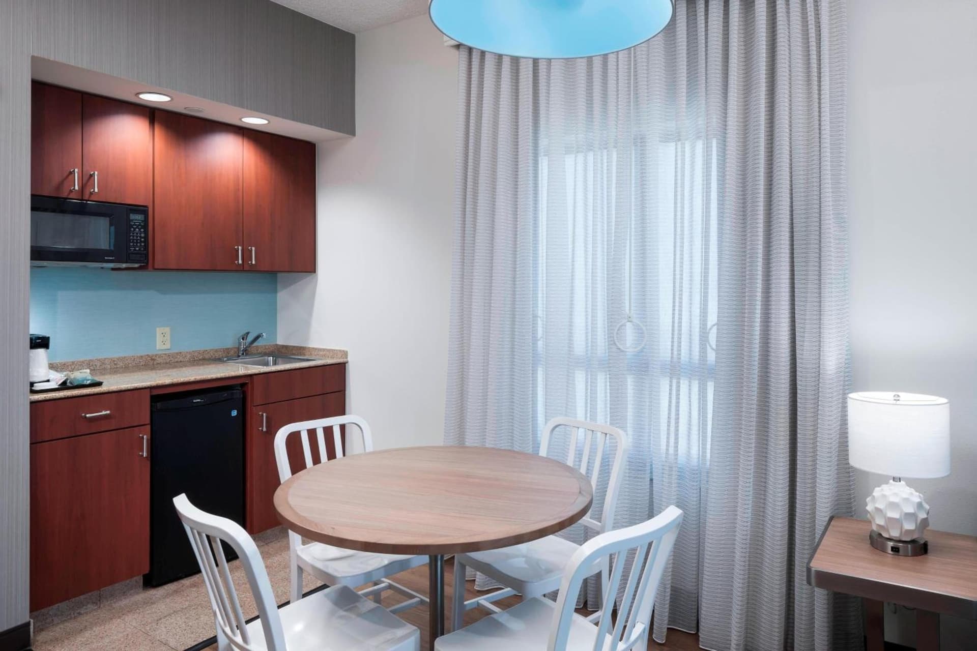Courtyard by Marriott Carolina Beach Oceanfront gallery photo in Carolina Beach, NC — image 30