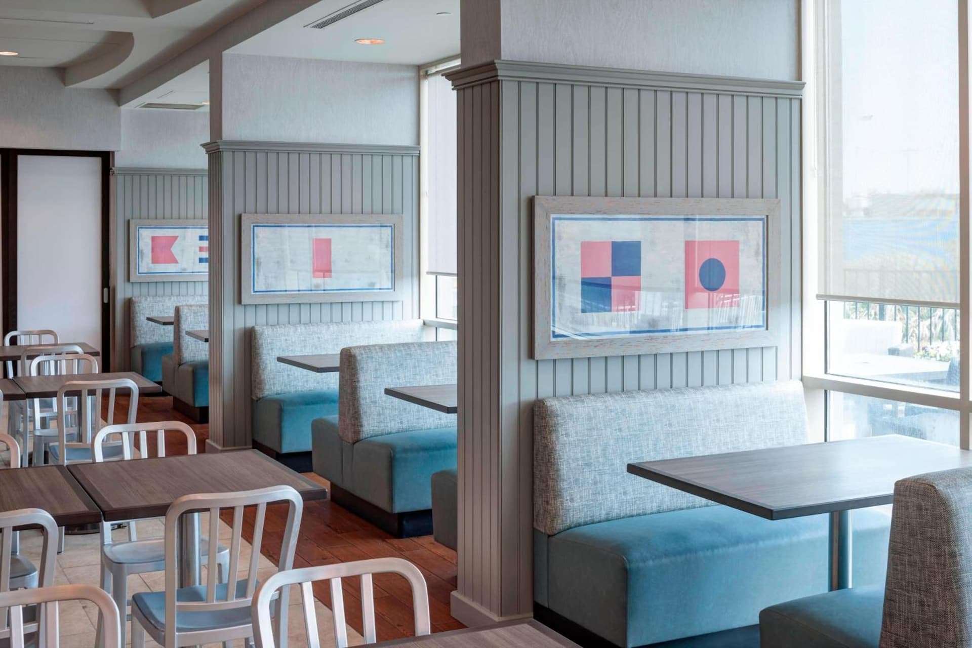 Courtyard by Marriott Carolina Beach Oceanfront gallery photo in Carolina Beach, NC — image 18