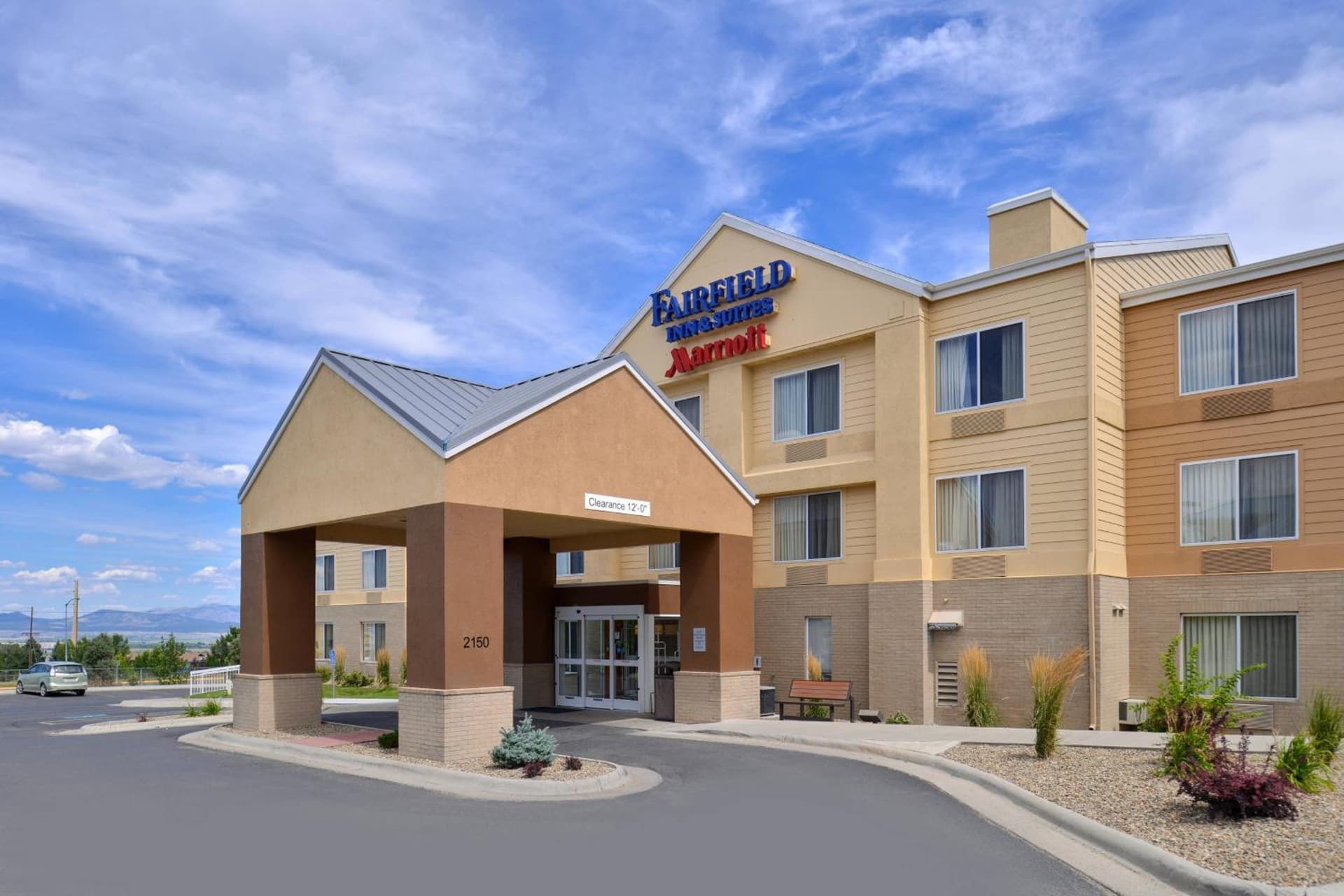 Fairfield Inn & Suites by Marriott Helena interior in Helena, MT — gallery photo 2