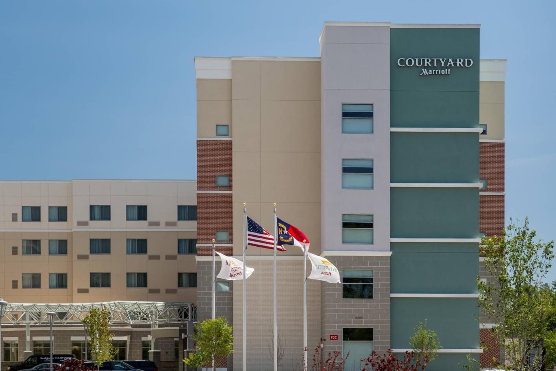 Courtyard by Marriott Raleigh-Durham Airport/Brier Creek interior in Raleigh, NC — gallery photo 2