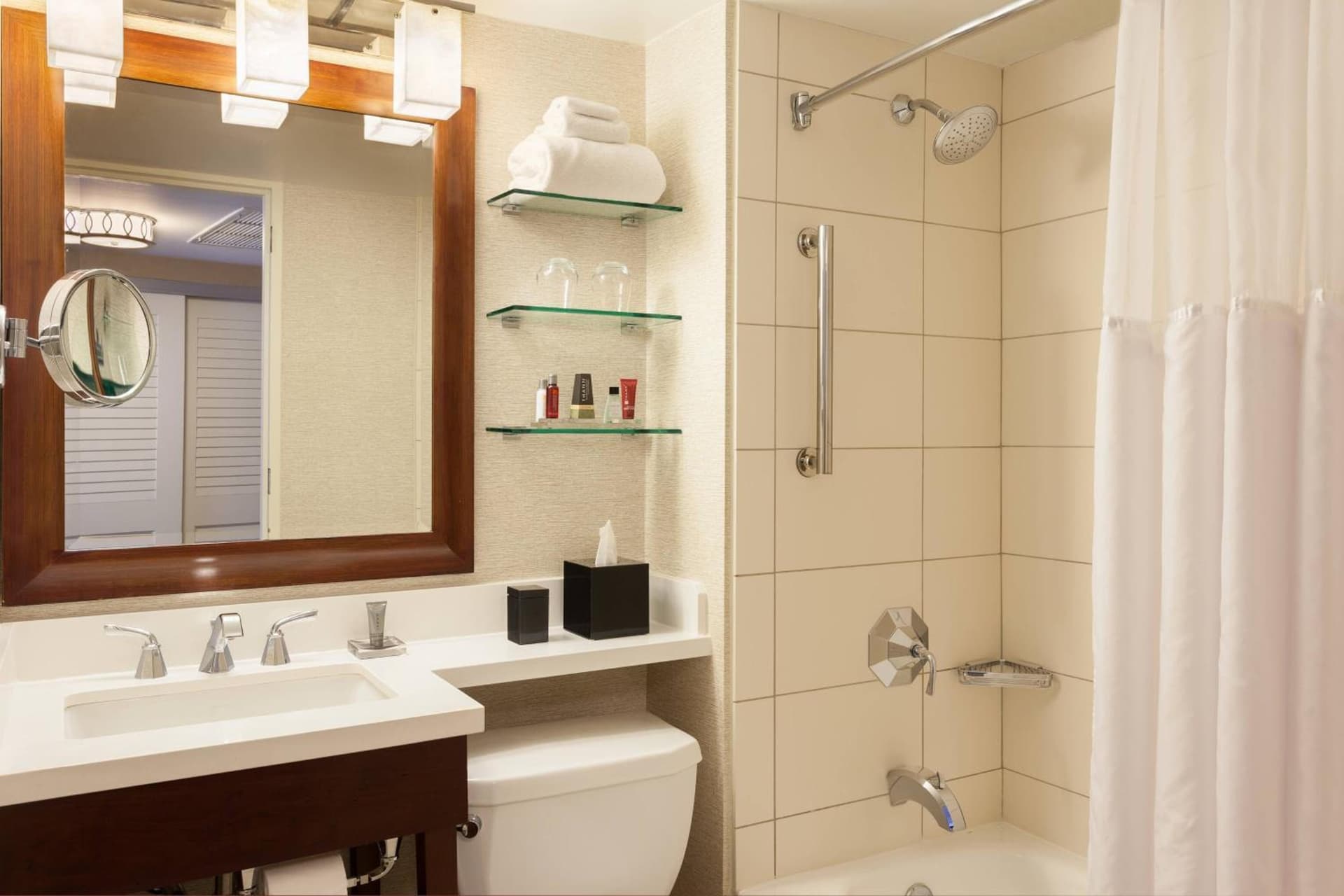Tampa Airport Marriott property views in Tampa, FL — gallery photo 3