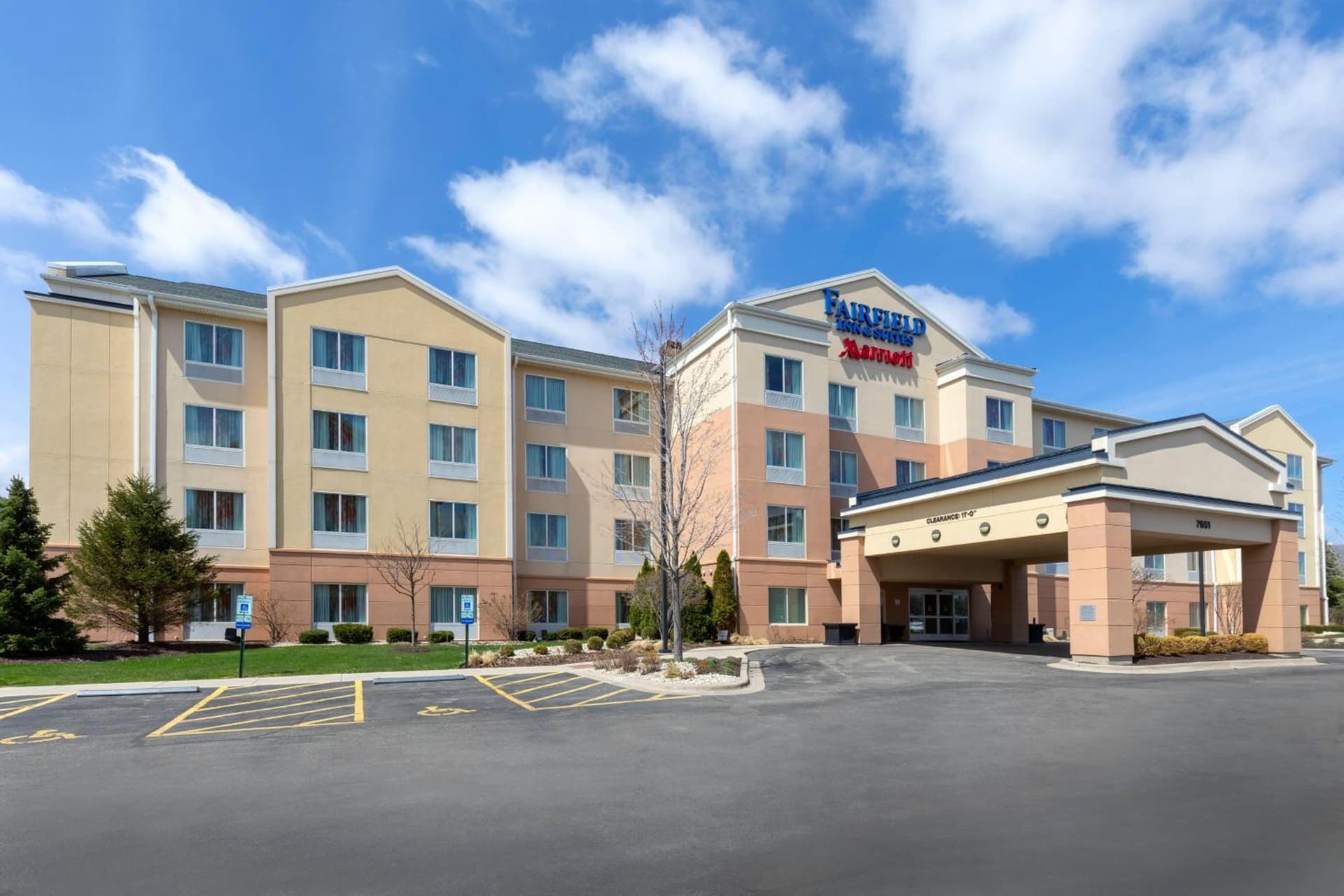Fairfield Inn & Suites by Marriott Rockford property views in Rockford, IL — gallery photo 3