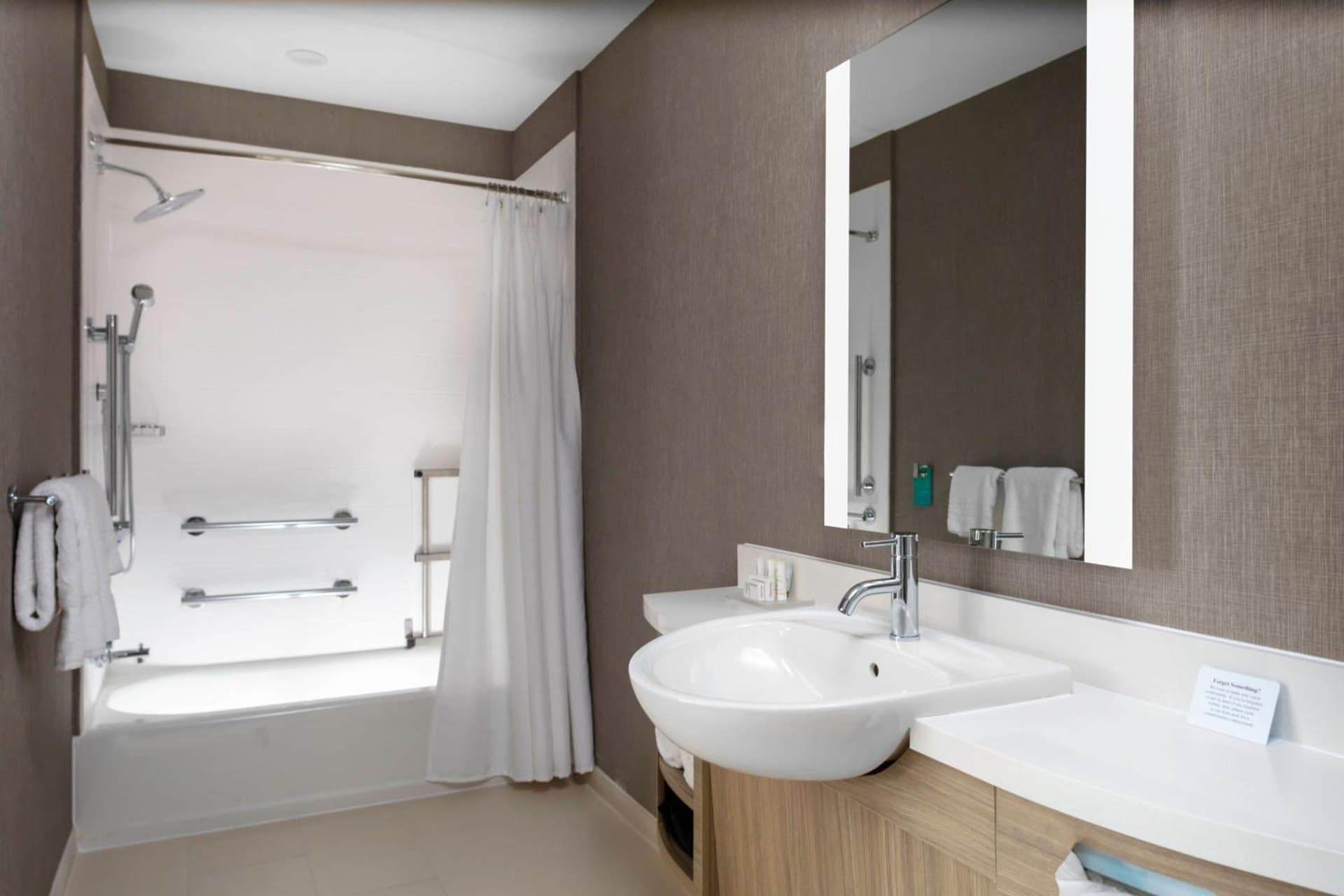 SpringHill Suites Kansas City Airport gallery photo in Kansas City, KS — image 14