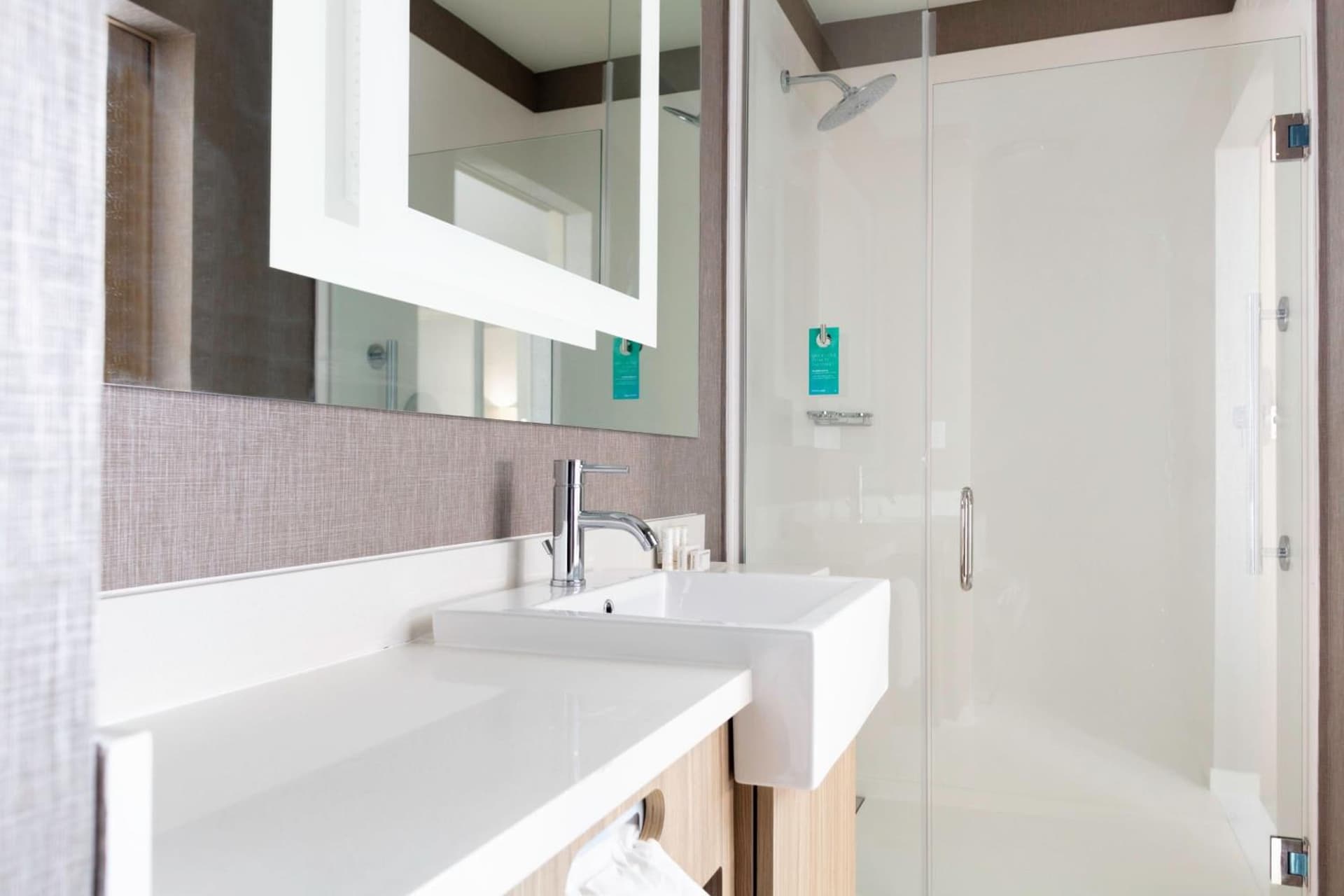 SpringHill Suites Kansas City Airport gallery photo in Kansas City, KS — image 16
