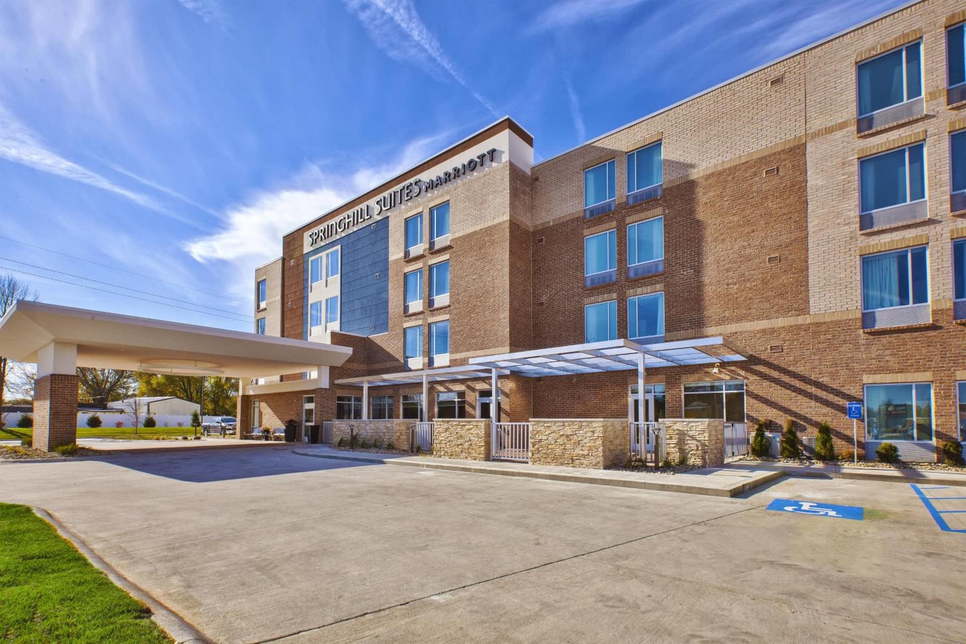 SpringHill Suites by Marriott St. Joseph Benton Harbor interior in Benton Harbor, MI — gallery photo 2