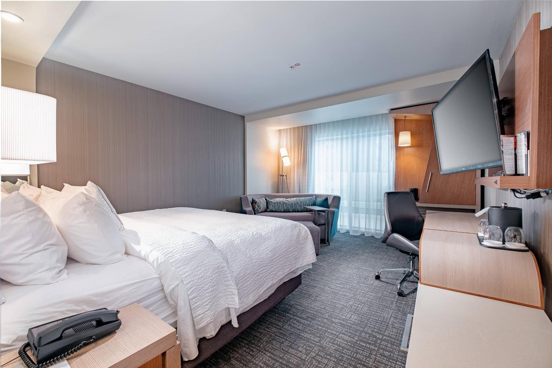 Courtyard by Marriott Toledo West gallery photo in Toledo, OH — image 12