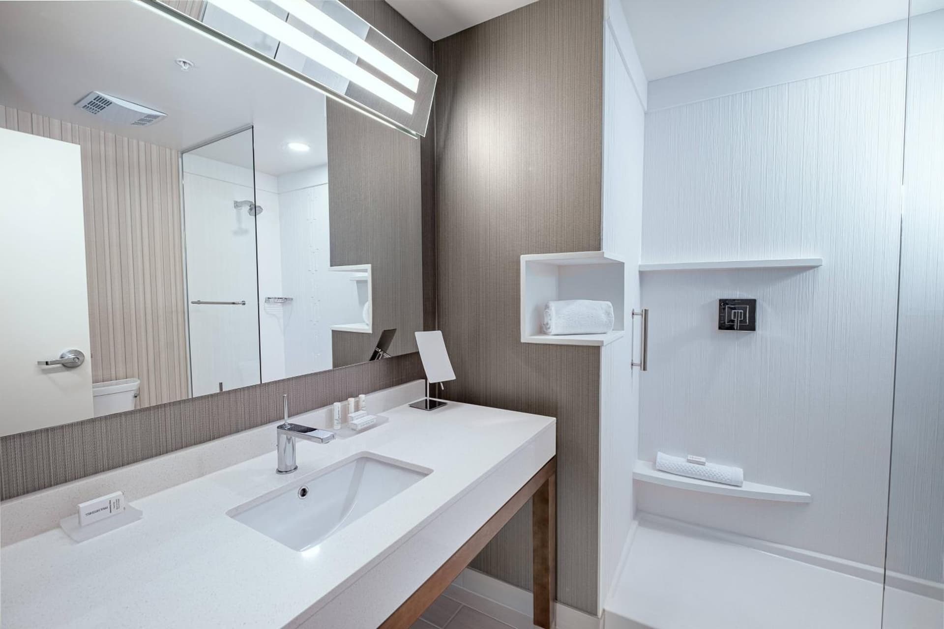 Courtyard by Marriott Toledo West gallery photo in Toledo, OH — image 25