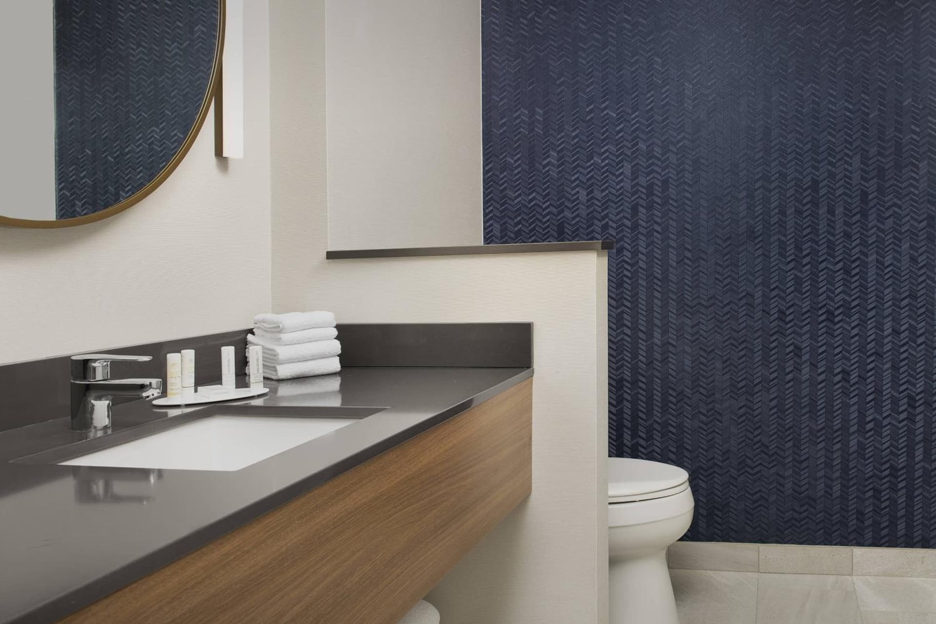Fairfield Inn & Suites by Marriott Santa Rosa Rohnert Park gallery photo in Rohnert Park, CA — image 24