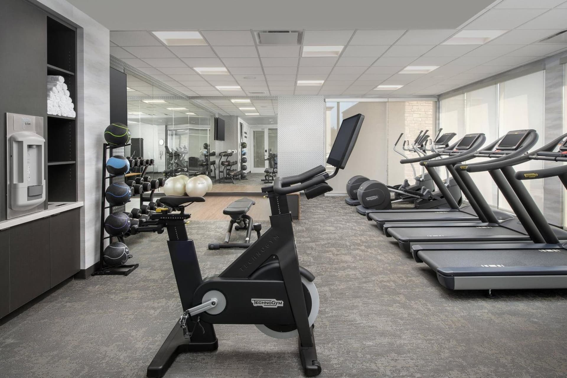Fairfield Inn & Suites by Marriott Santa Rosa Rohnert Park gallery photo in Rohnert Park, CA — image 21