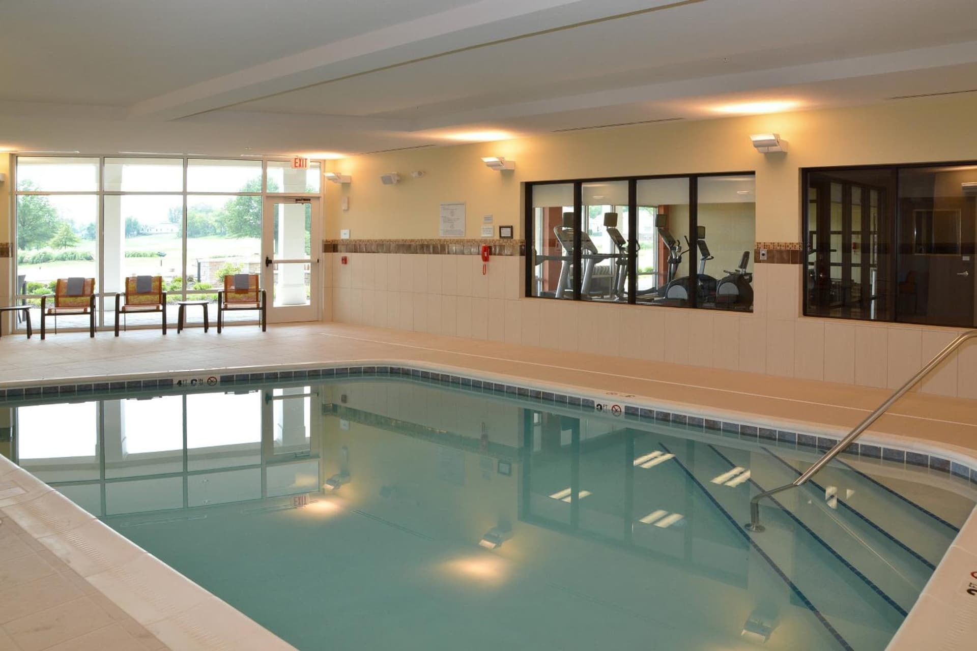 Courtyard by Marriott Youngstown Canfield gallery photo in Canfield, OH — image 12