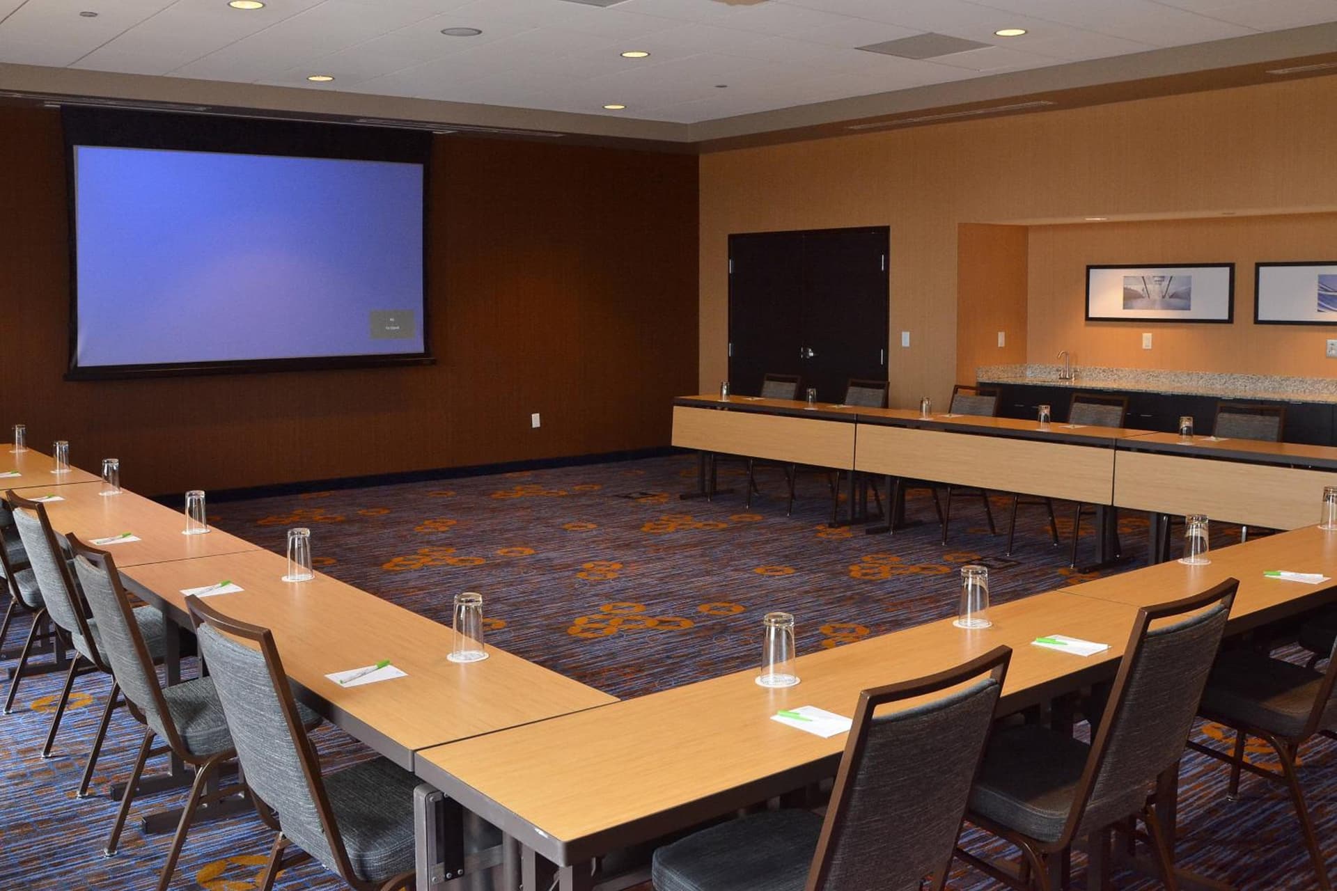 Courtyard by Marriott Youngstown Canfield gallery photo in Canfield, OH — image 21