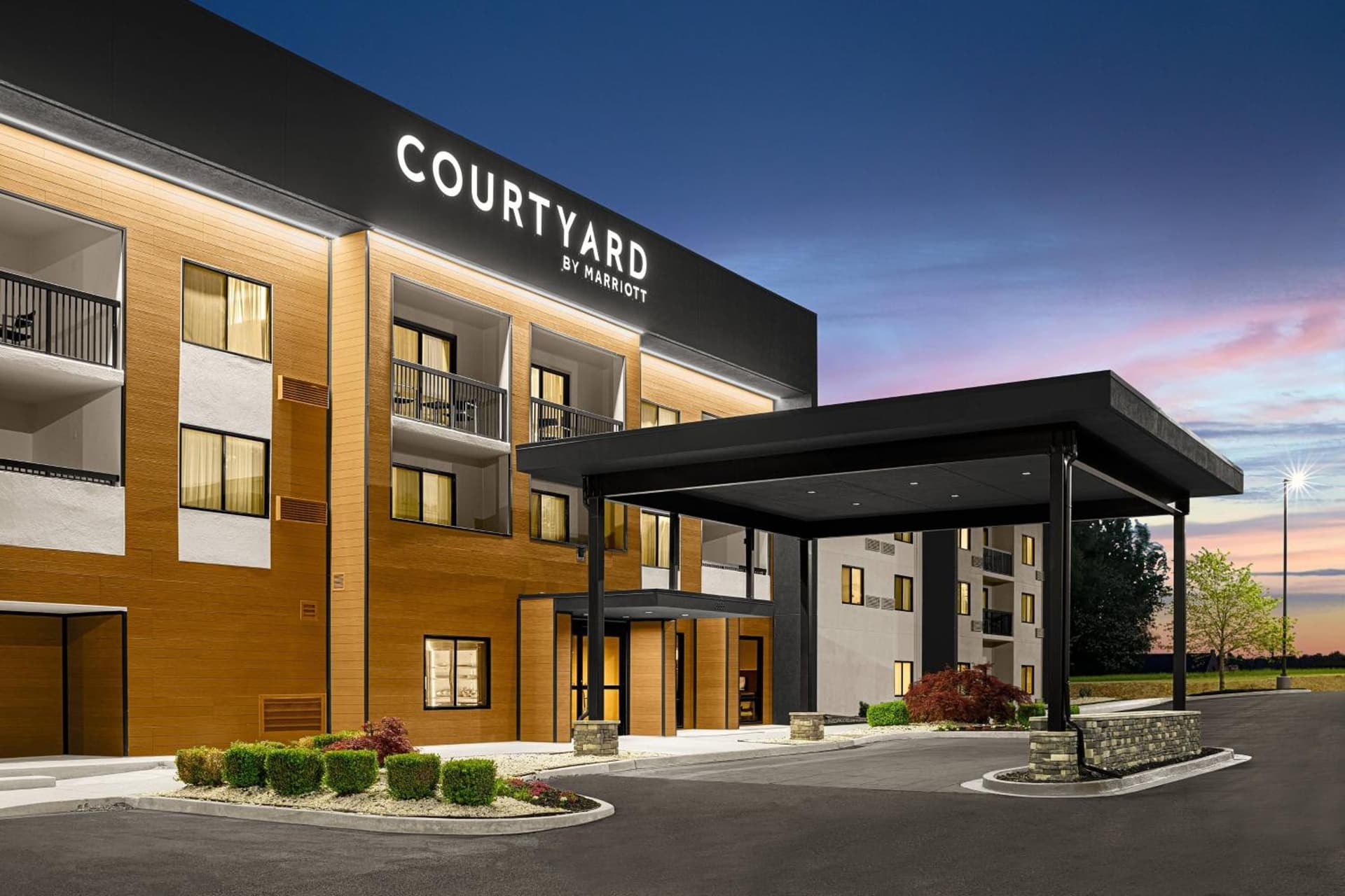 Courtyard Paducah West featured exterior or lobby in Paducah, KY — similar hotel