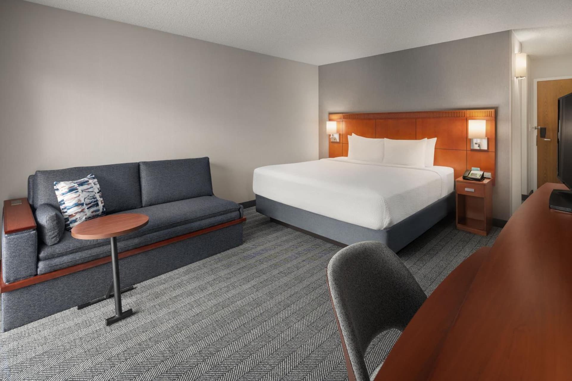 Courtyard by Marriott Portland Beaverton gallery photo in Beaverton, OR — image 4