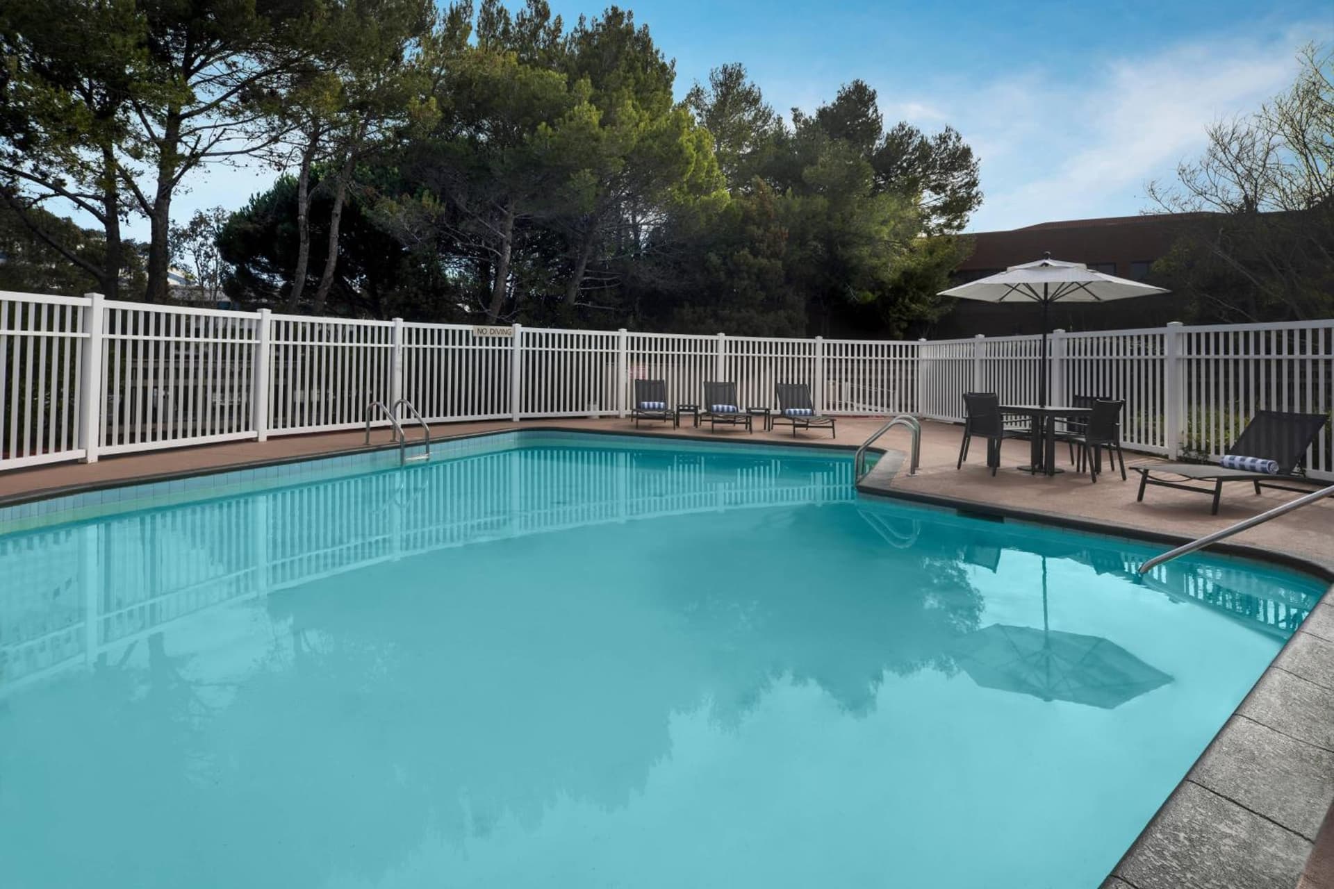 Residence Inn by Marriott San Francisco Airport San Mateo gallery photo in San Mateo, CA — image 21