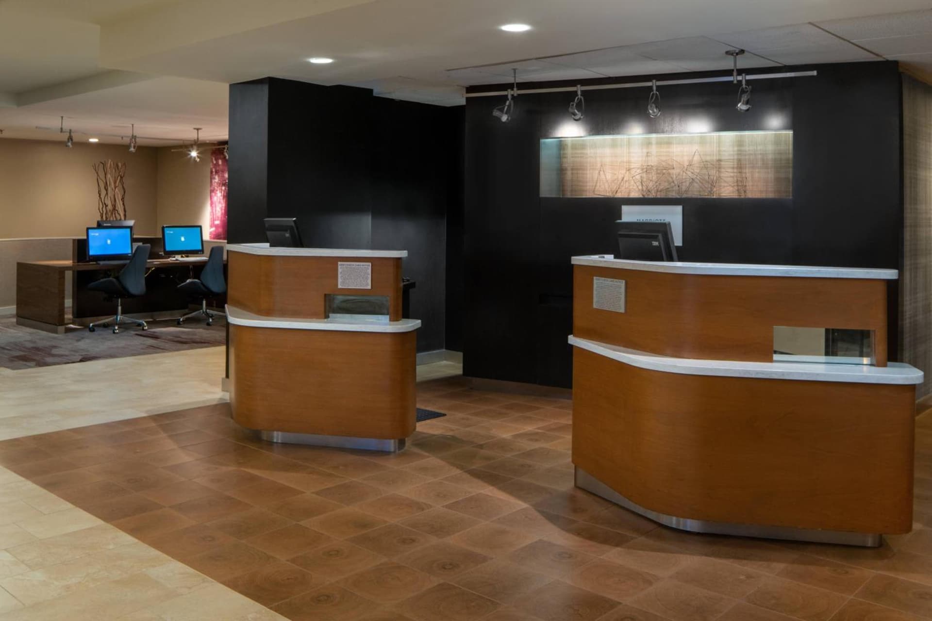 Courtyard by Marriott Memphis East/Park Avenue property views in Memphis, TN — gallery photo 3