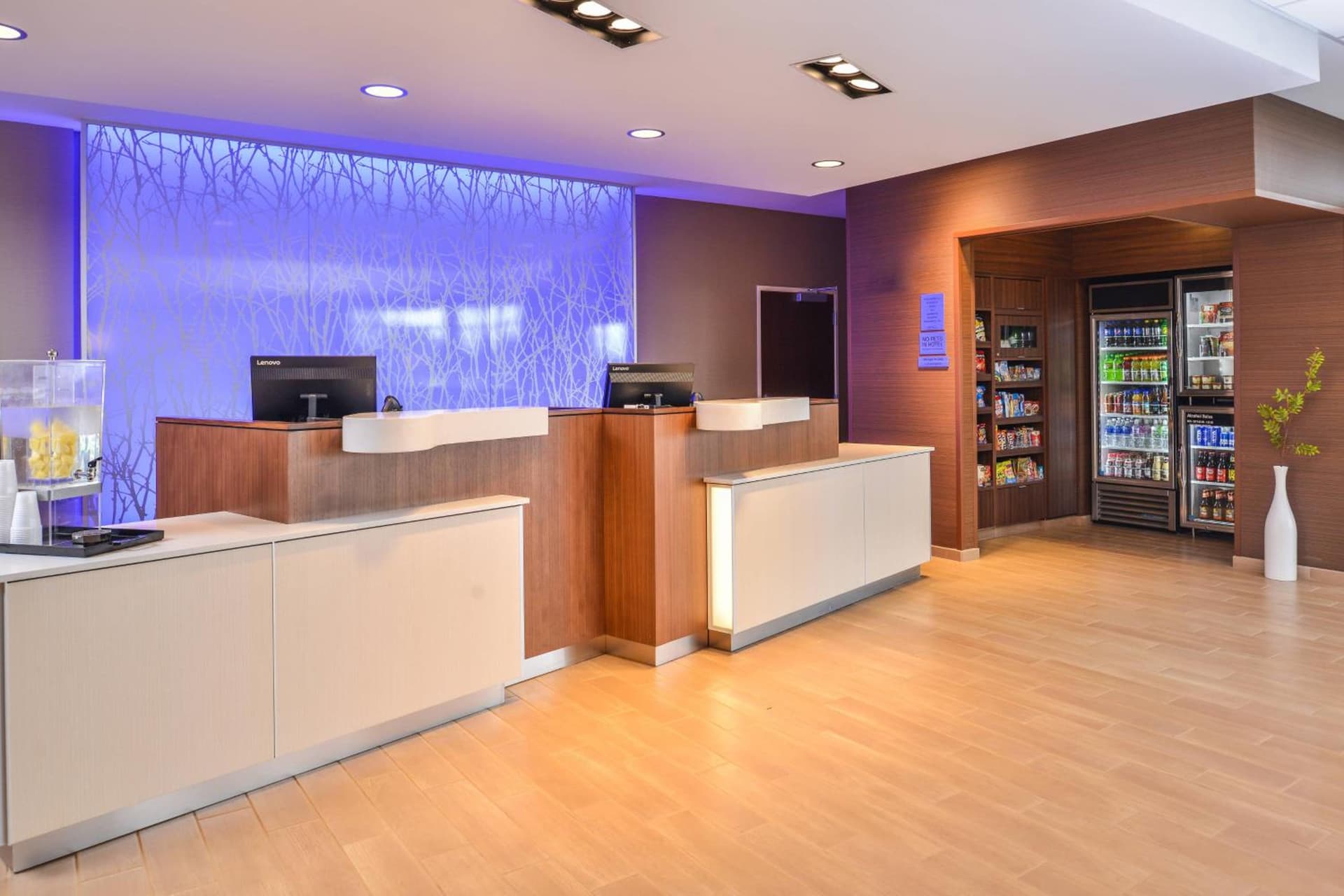 Fairfield Inn & Suites by Marriott Warrensburg interior in Warrensburg, MO — gallery photo 2