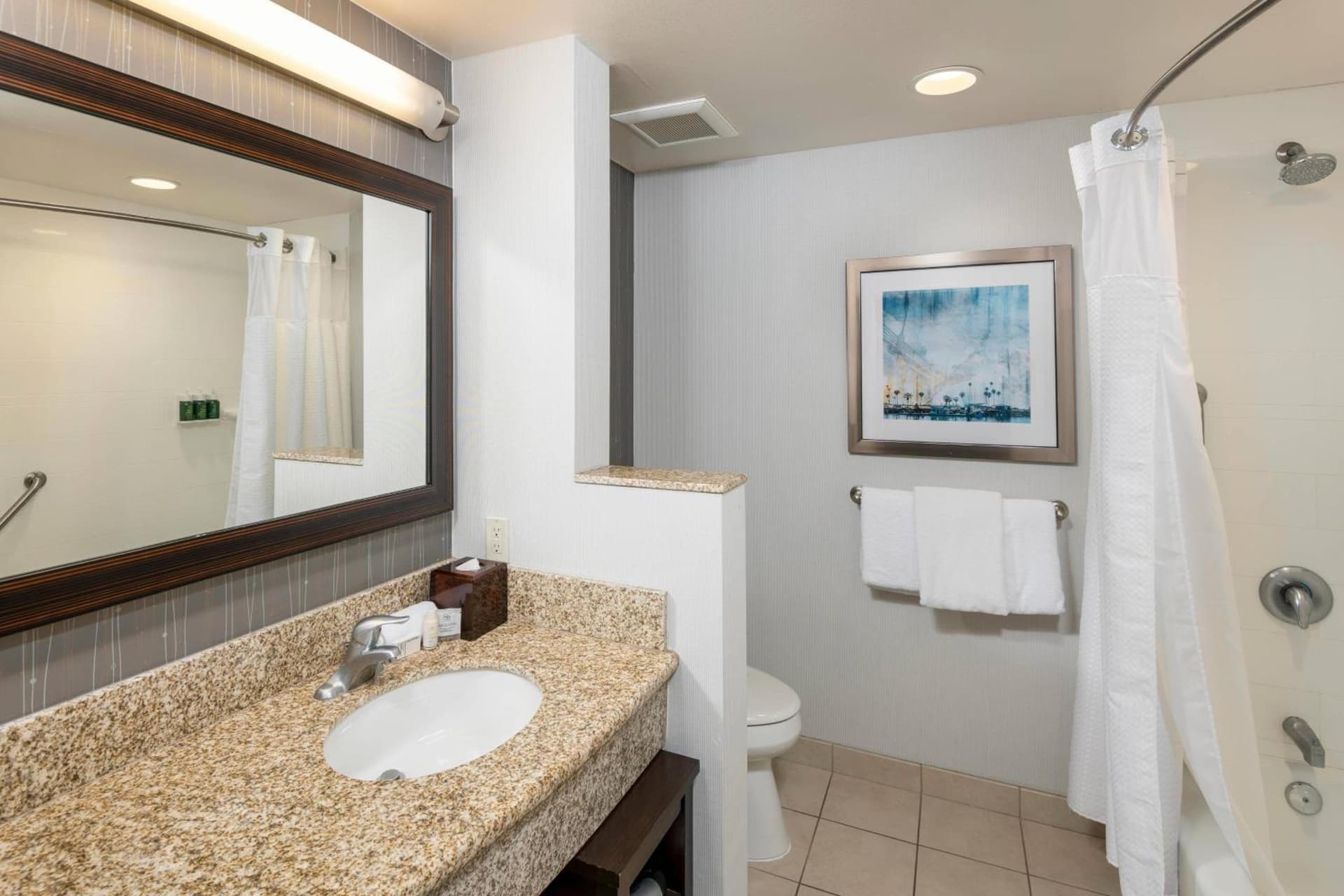 Courtyard by Marriott San Diego Oceanside gallery photo in Oceanside, CA — image 27