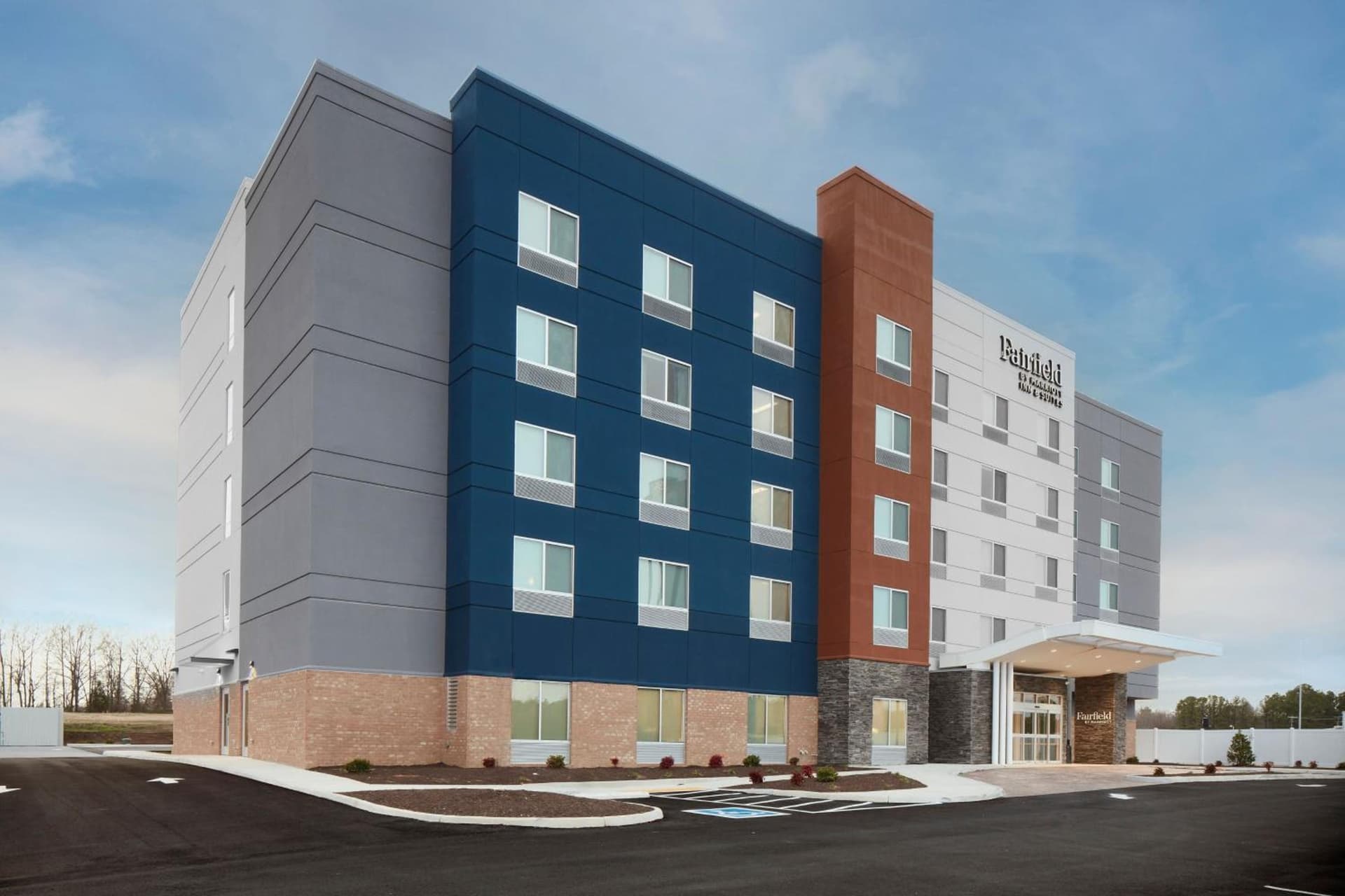 Fairfield Inn & Suites by Marriott Stony Creek property views in Stony Creek, VA — gallery photo 3