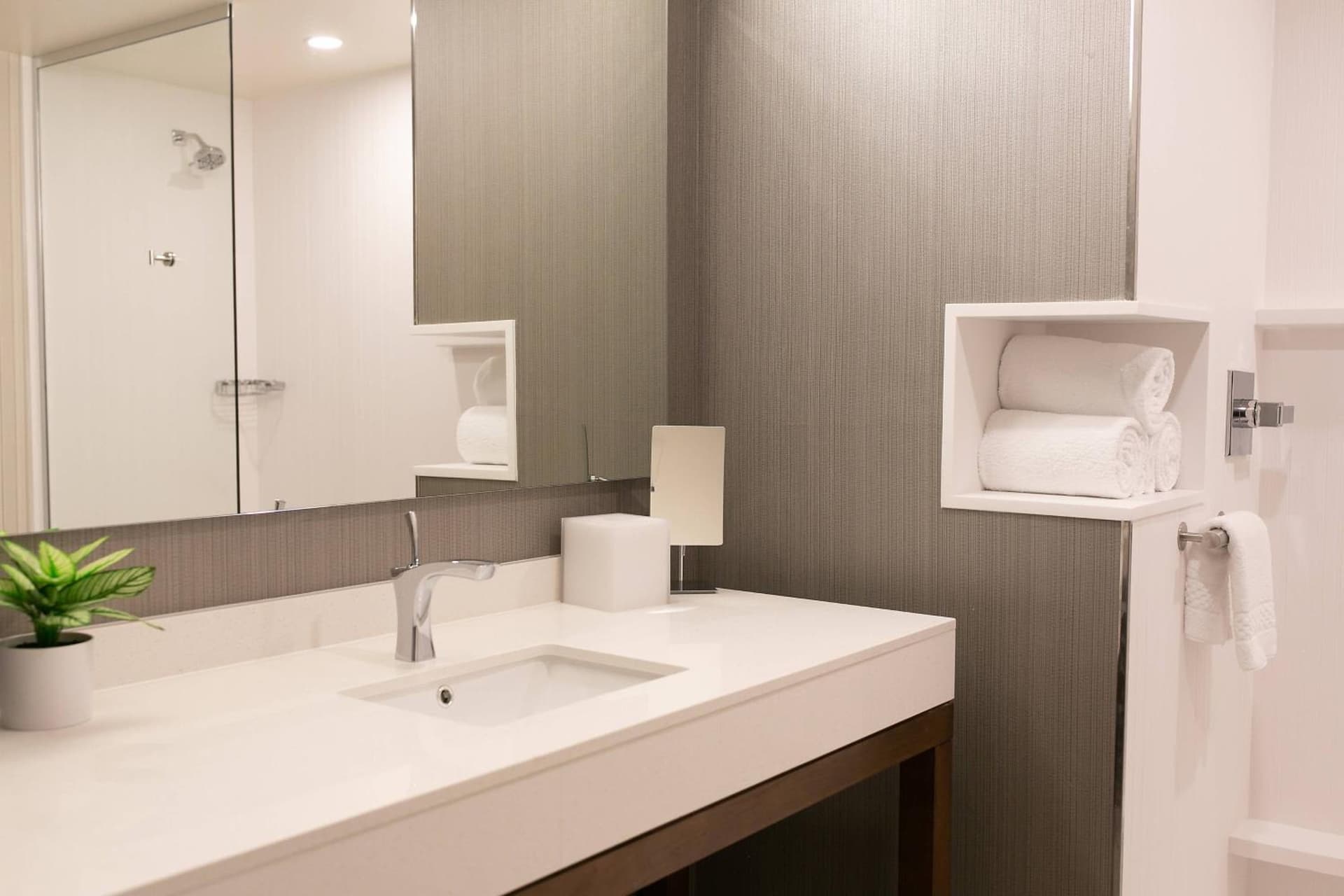 Courtyard by Marriott Elkhart gallery photo in Elkhart, IN — image 22
