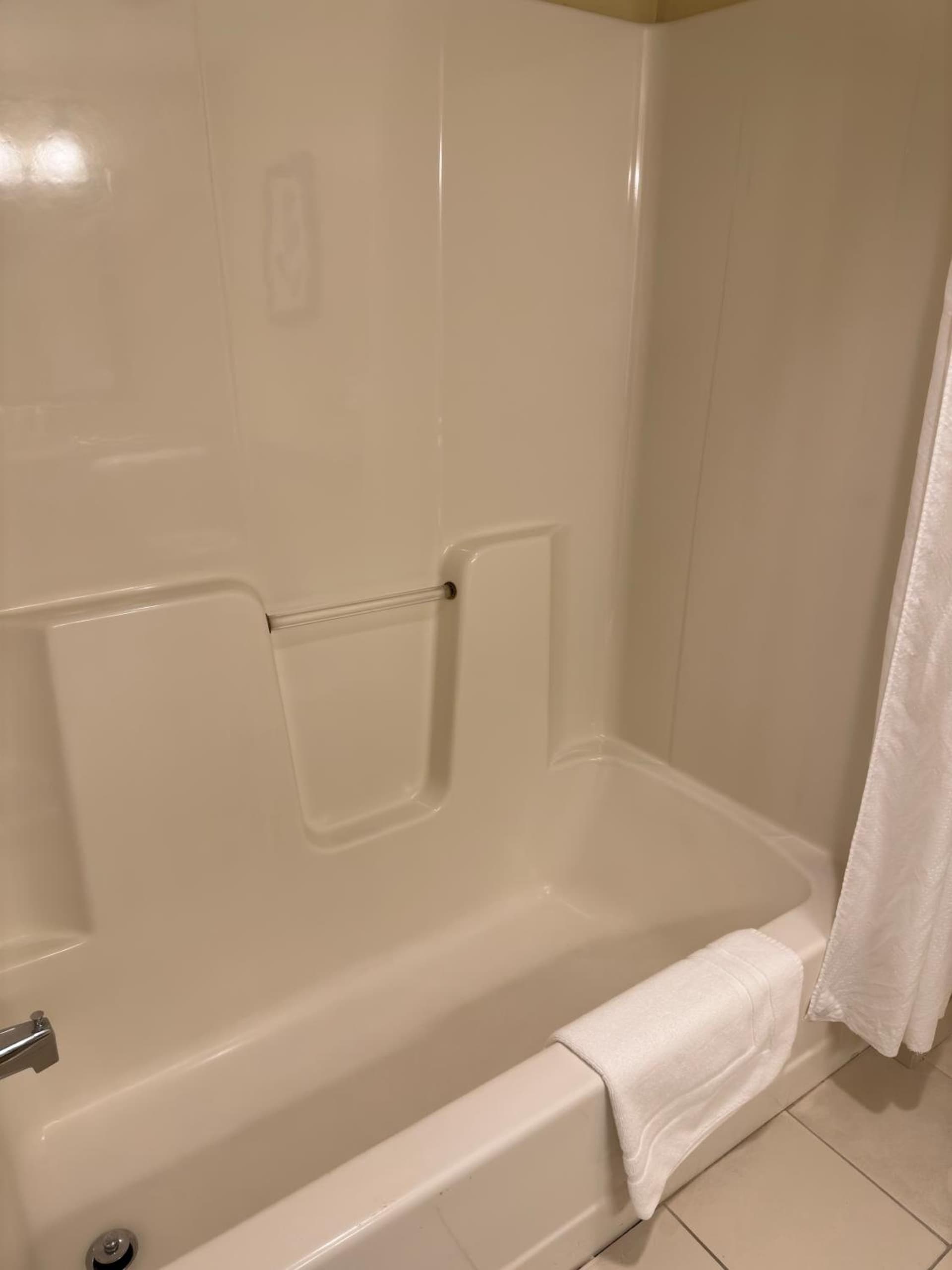 Country Inn & Suites by Radisson, Macedonia, OH gallery photo in Macedonia, OH — image 17