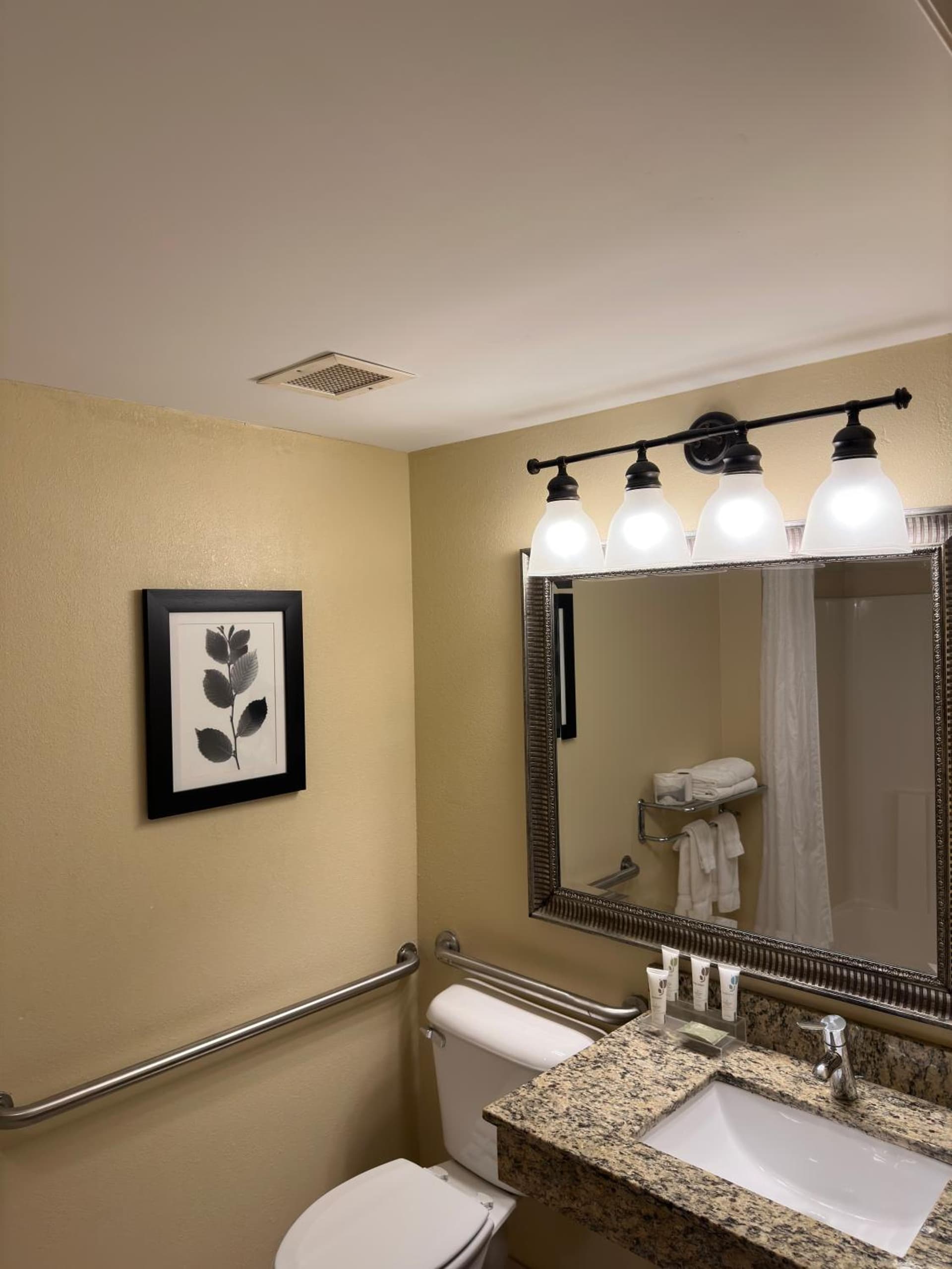 Country Inn & Suites by Radisson, Macedonia, OH gallery photo in Macedonia, OH — image 26