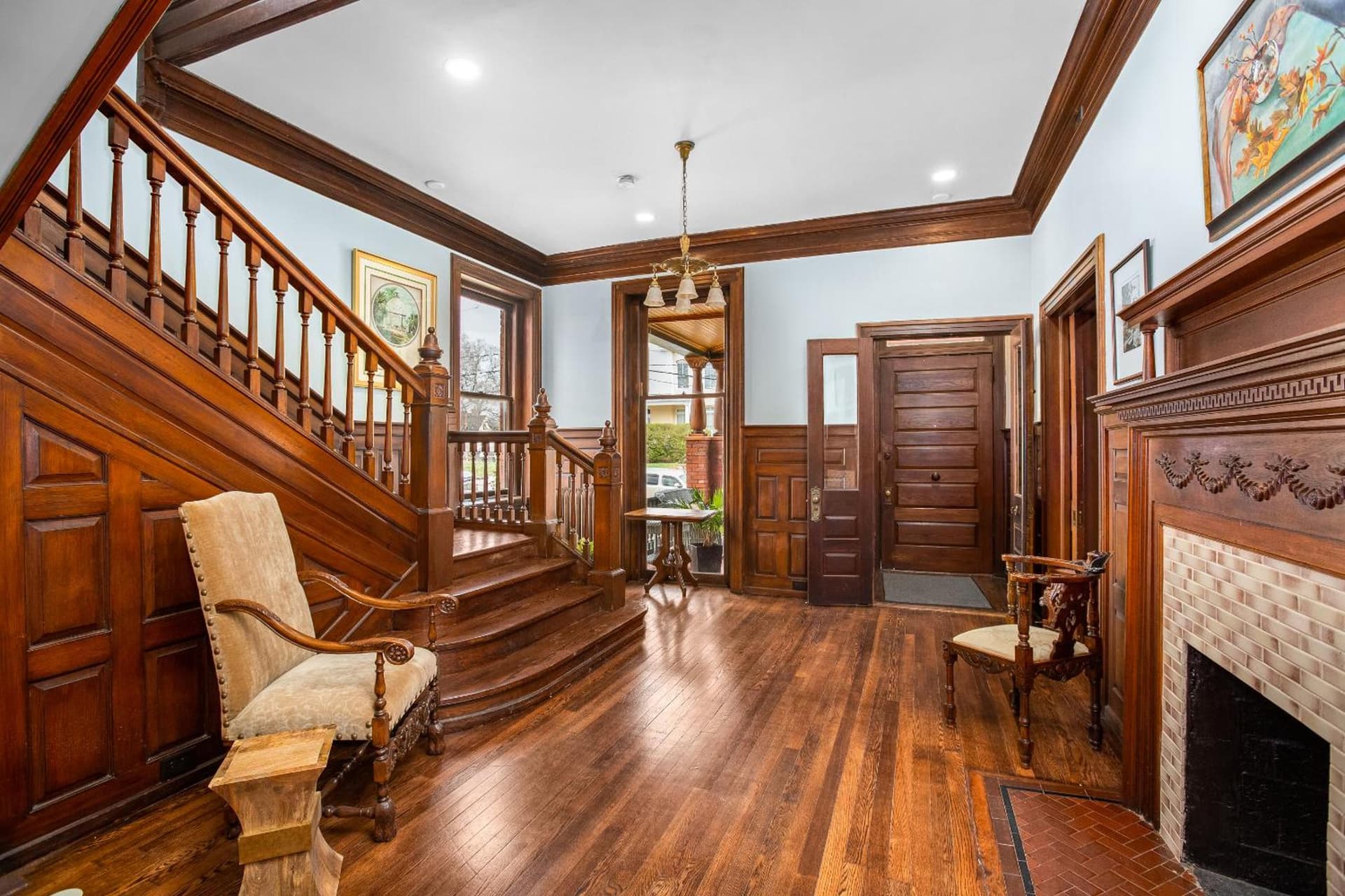 Summit Street Inns interior in Winston-Salem, NC — gallery photo 2