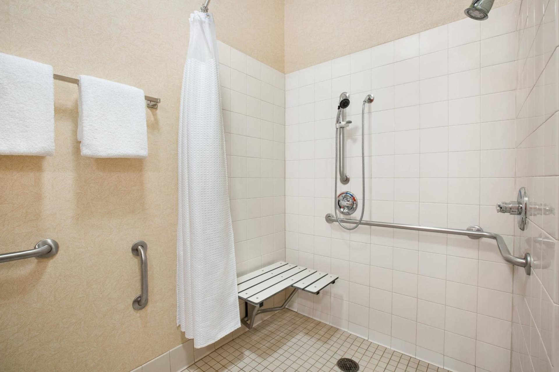 Courtyard by Marriott Sacramento Folsom gallery photo in Folsom, CA — image 27