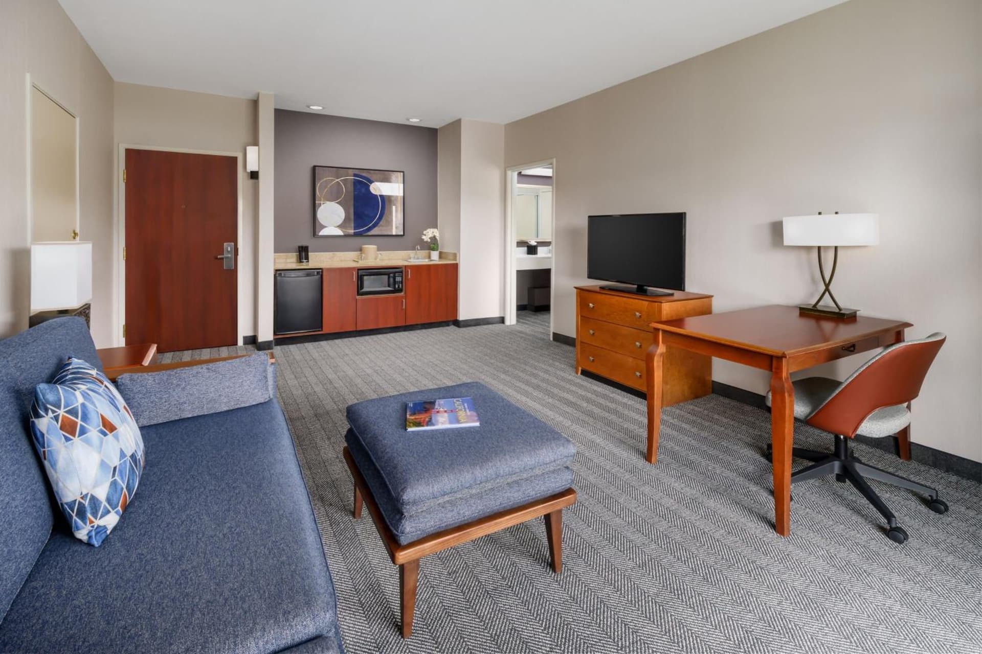 Courtyard by Marriott Sacramento Folsom property views in Folsom, CA — gallery photo 3