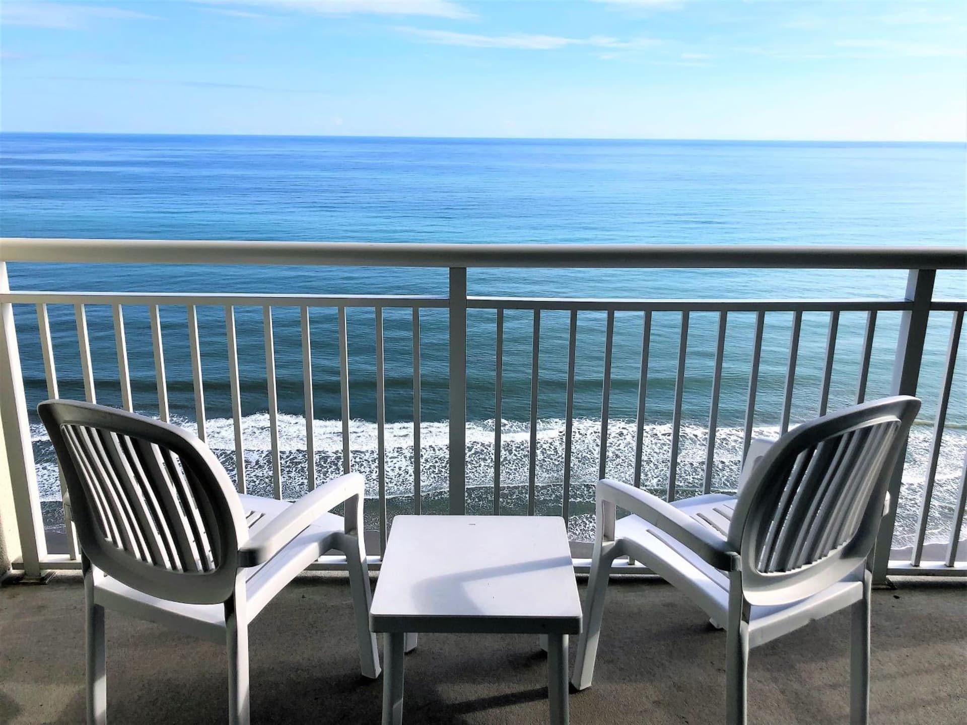 Amazing Ocean Views CB 20th Floor interior in Myrtle Beach, SC — gallery photo 2