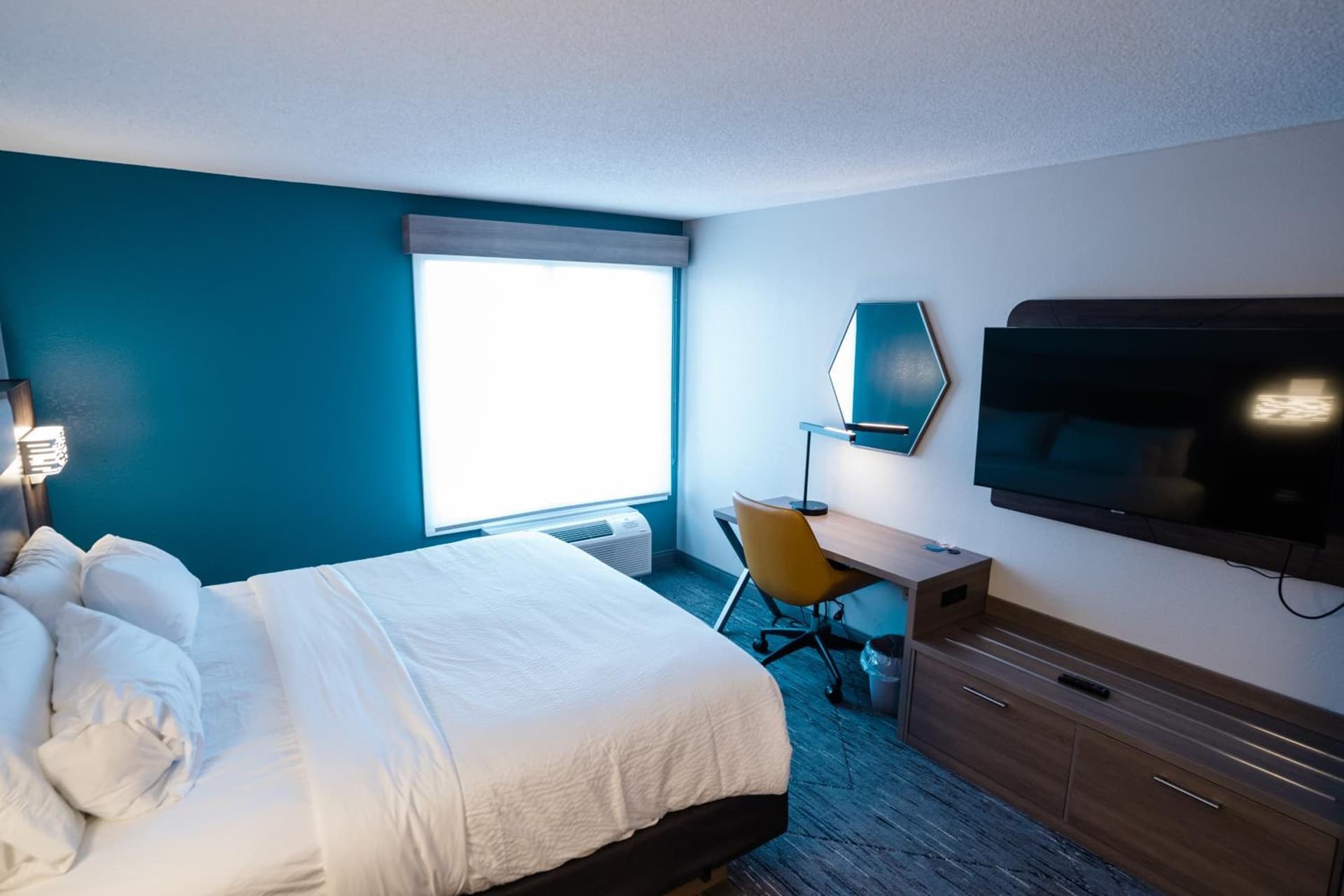 Holiday Inn Express Hotel & Suites Knoxville-North-I-75 Exit 112 by IHG gallery photo in Knoxville, TN — image 59