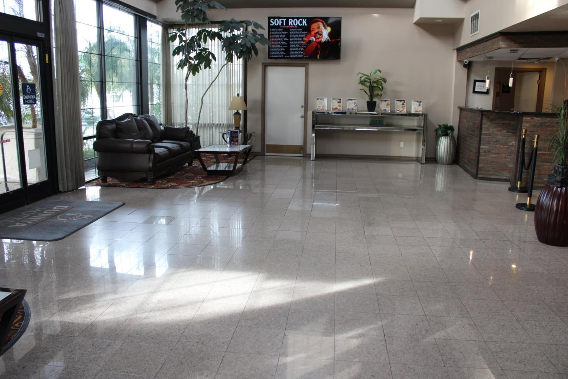 Clarion Hotel Bakersfield North gallery photo in Bakersfield, CA — image 41