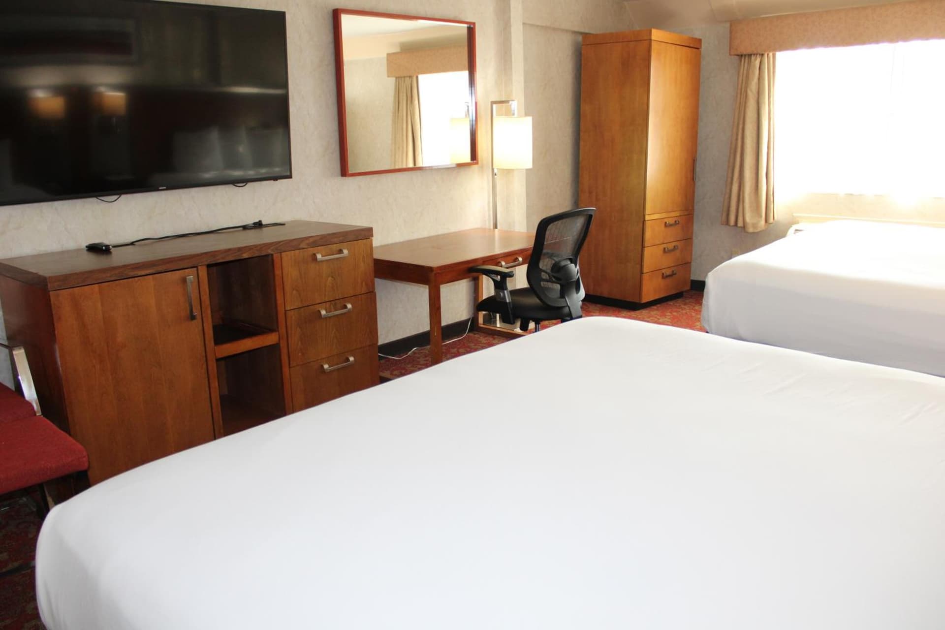 Clarion Hotel Bakersfield North gallery photo in Bakersfield, CA — image 92