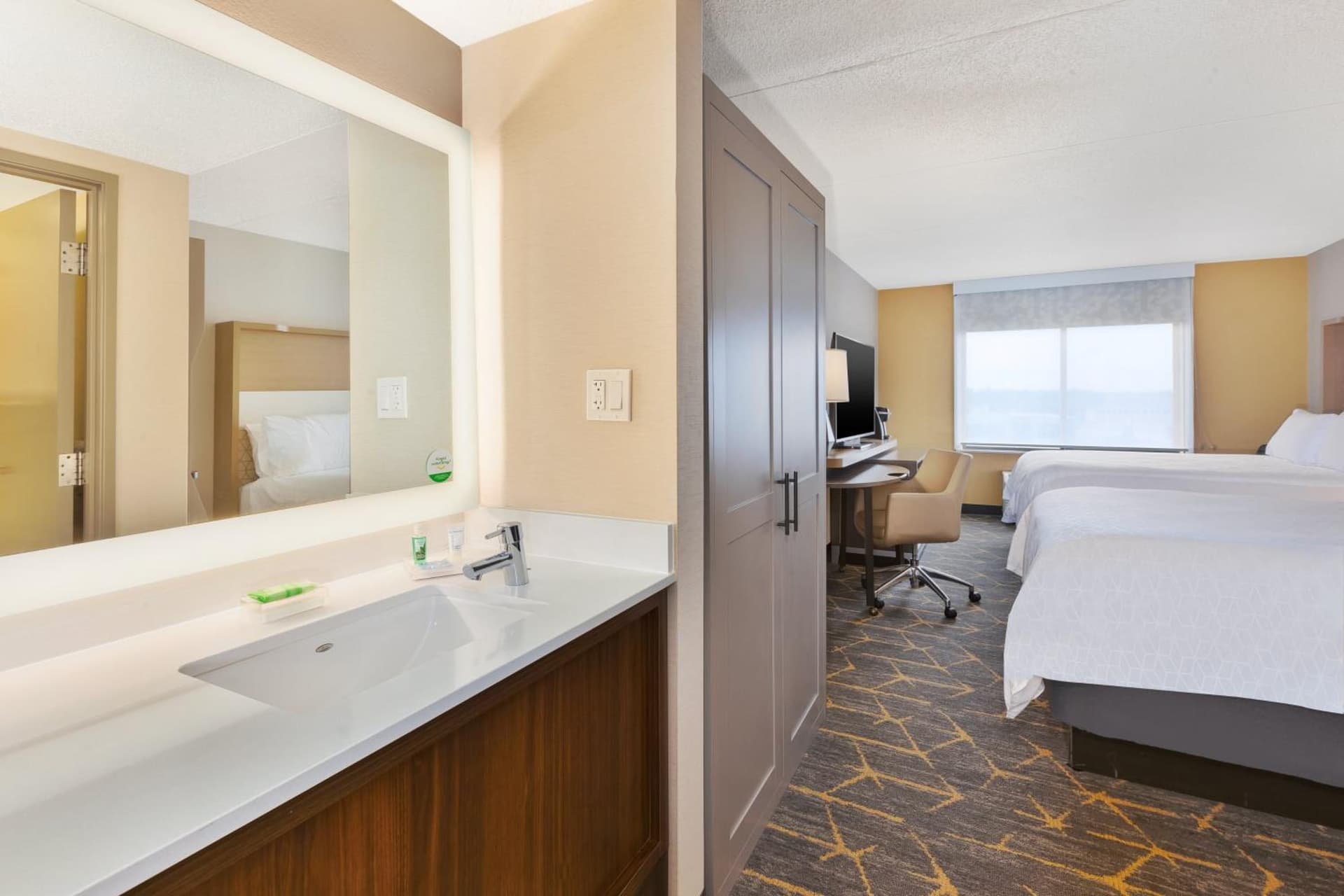Holiday Inn Grand Rapids Downtown by IHG gallery photo in Grand Rapids, MI — image 100