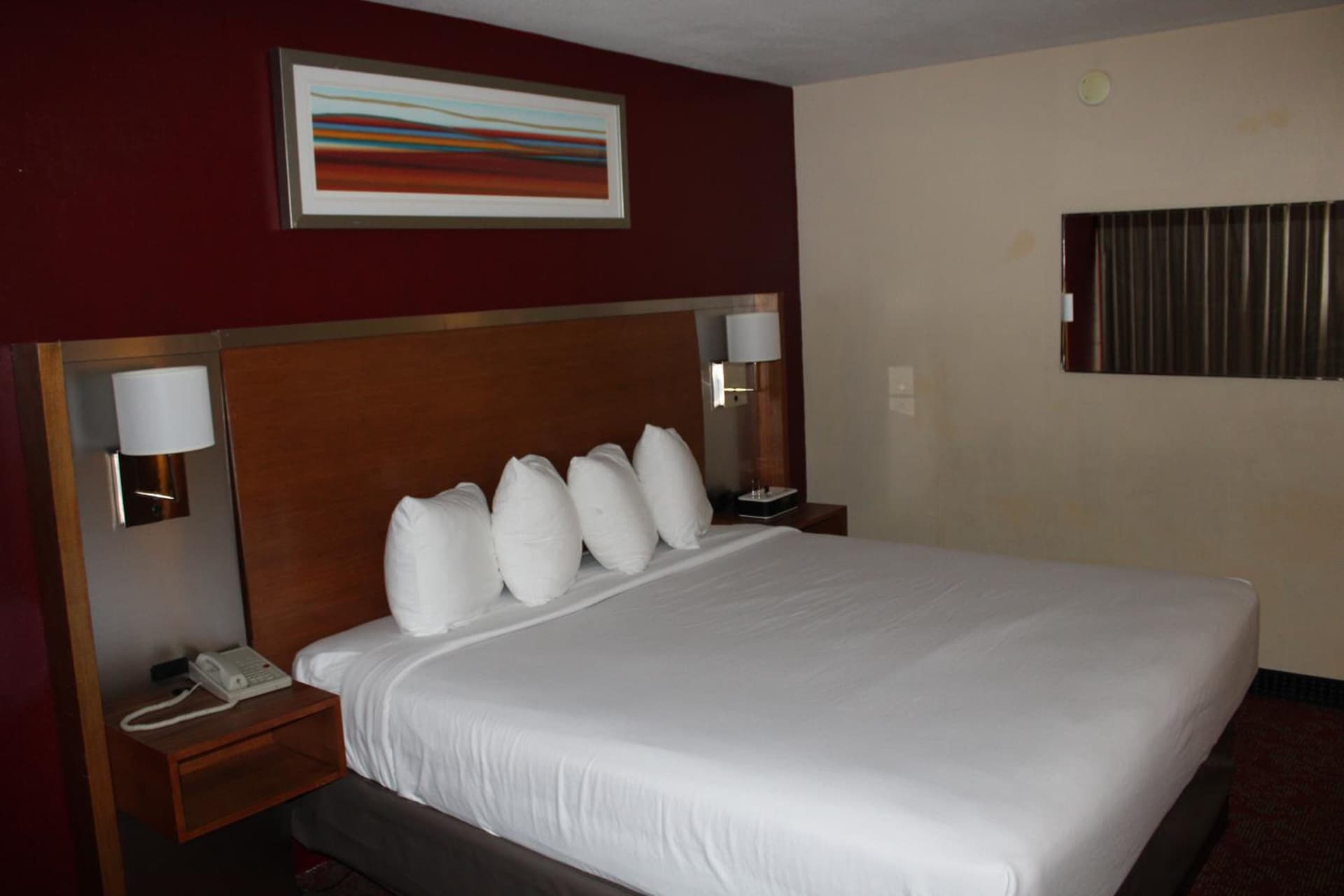 Clarion Hotel Bakersfield North gallery photo in Bakersfield, CA — image 94
