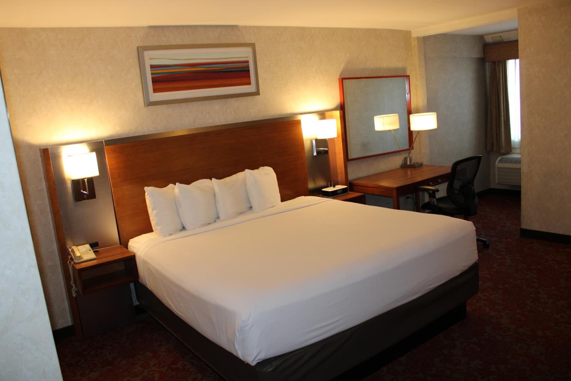 Clarion Hotel Bakersfield North gallery photo in Bakersfield, CA — image 89