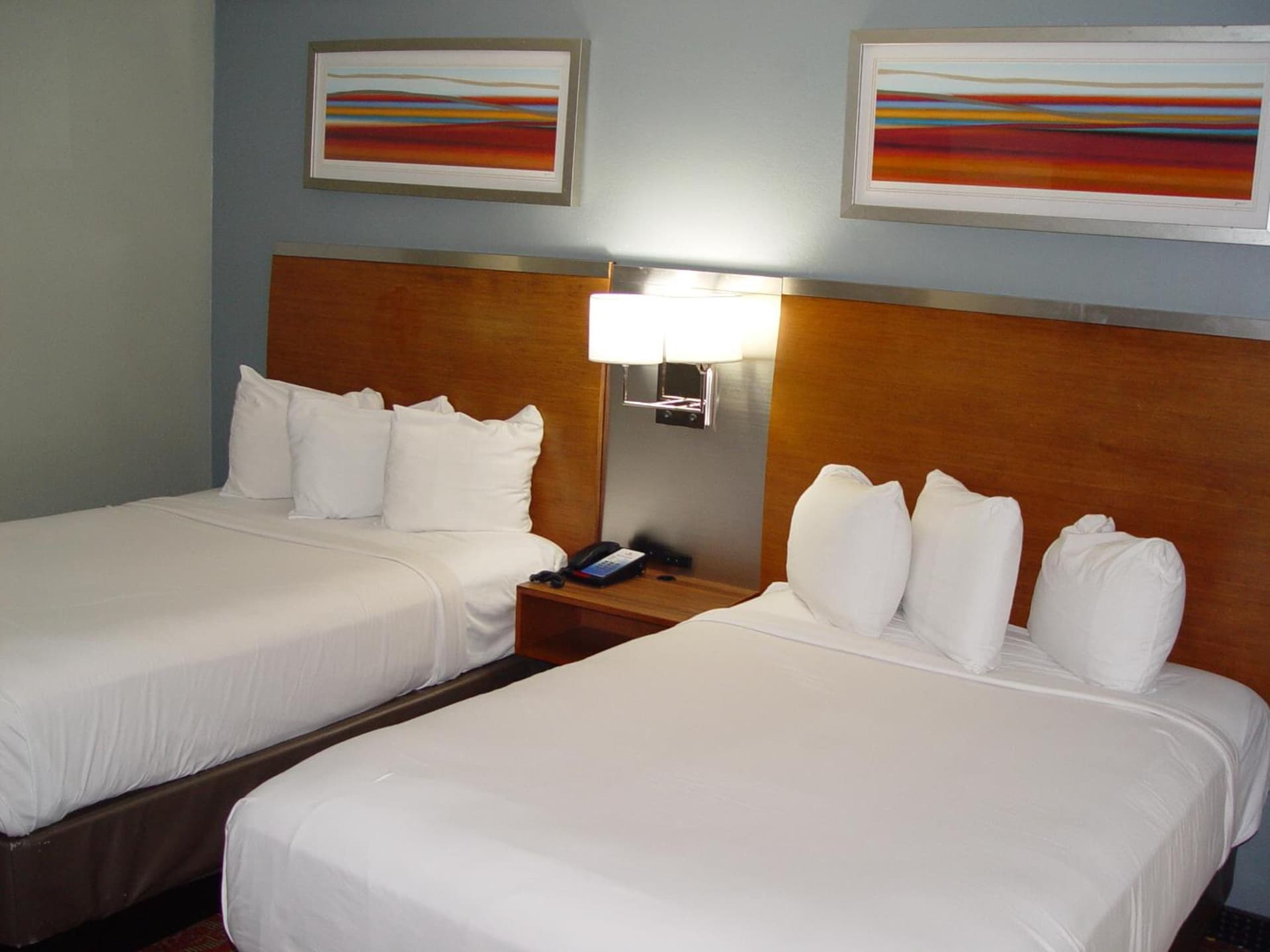 Clarion Hotel Bakersfield North gallery photo in Bakersfield, CA — image 91