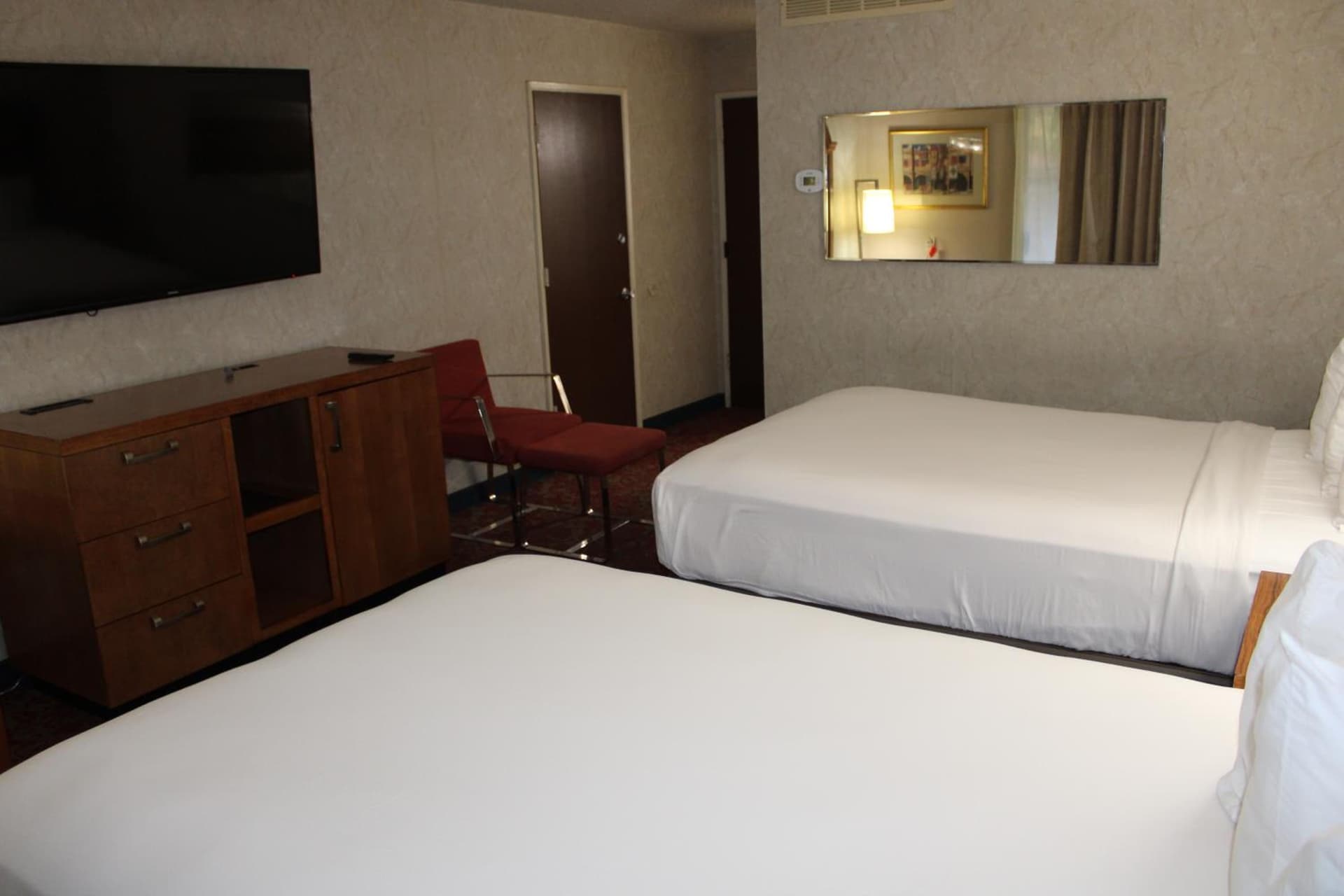 Clarion Hotel Bakersfield North gallery photo in Bakersfield, CA — image 101
