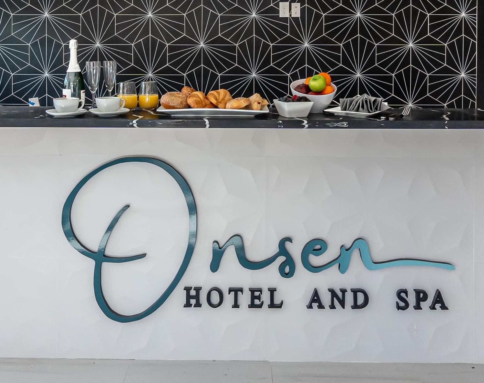 Onsen Hotel and Spa gallery photo in Desert Hot Springs, CA — image 15