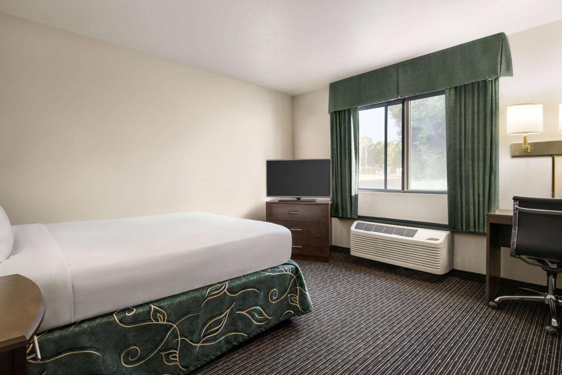 Travelodge by Wyndham Yuma gallery photo in Yuma, AZ — image 16