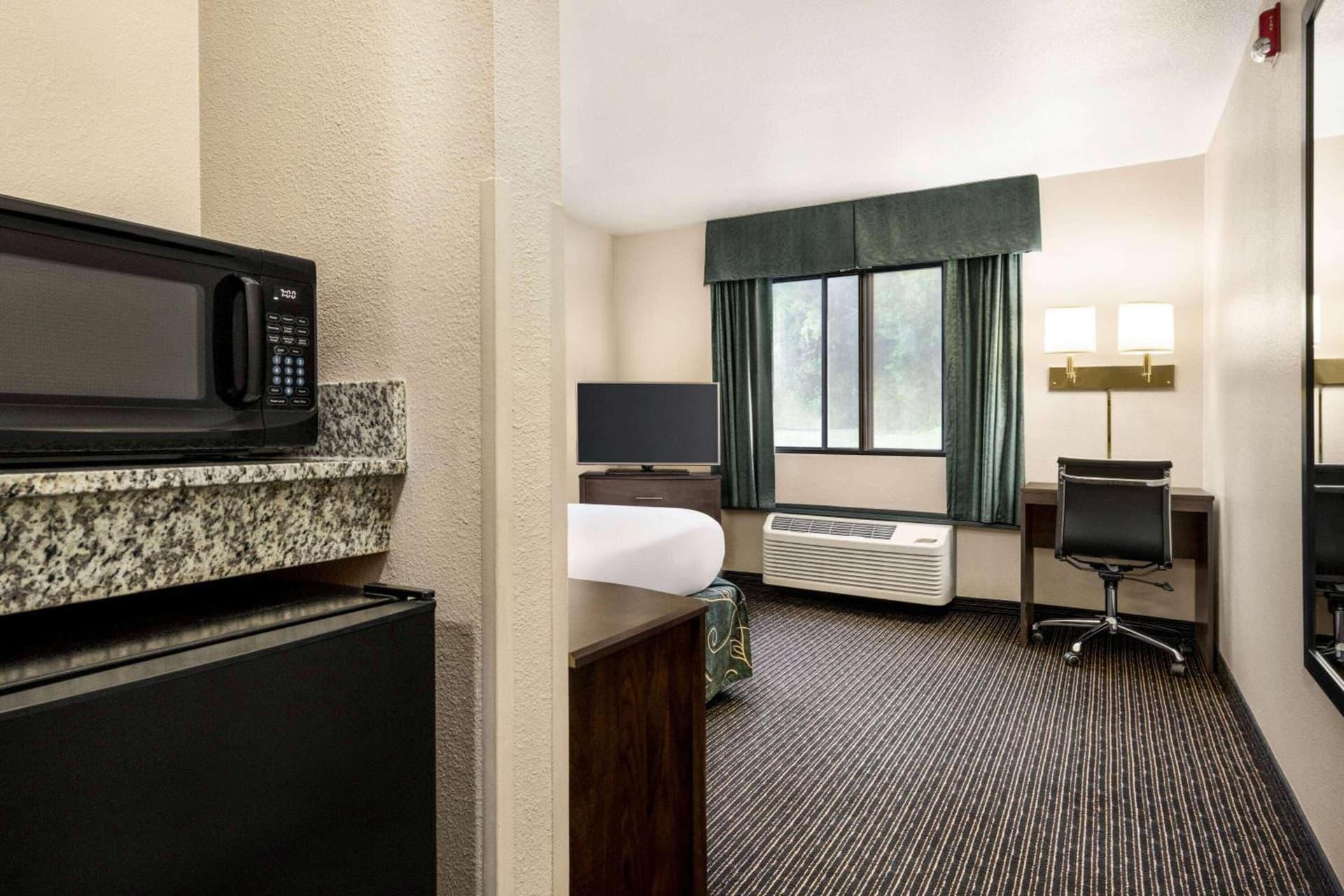 Travelodge by Wyndham Yuma gallery photo in Yuma, AZ — image 8