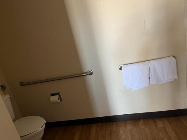 Travelodge by Wyndham Holland-Toledo property views in Holland, OH — gallery photo 3