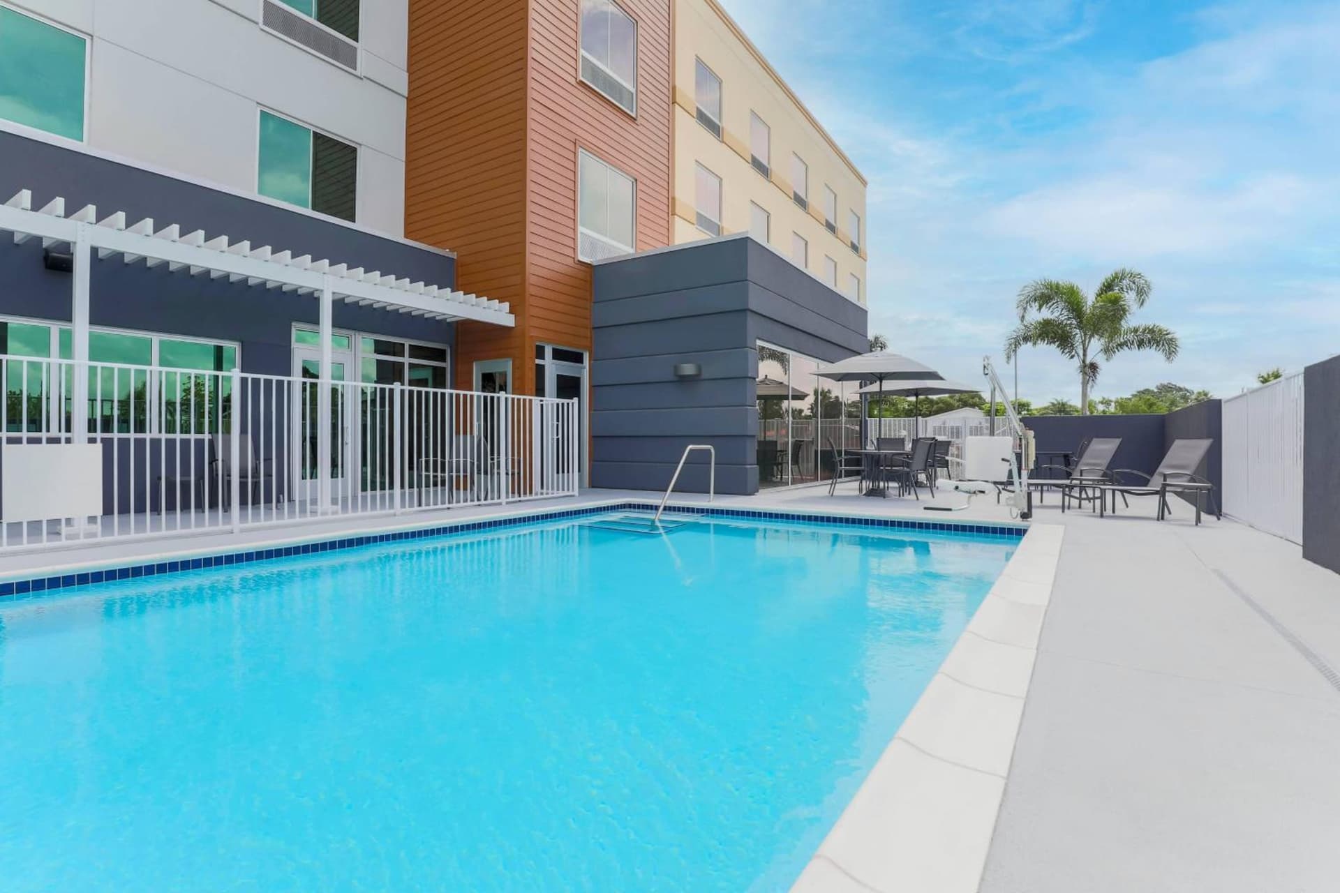 Fairfield by Marriott Inn & Suites Cape Coral North Fort Myers gallery photo in Cape Coral, FL — image 8
