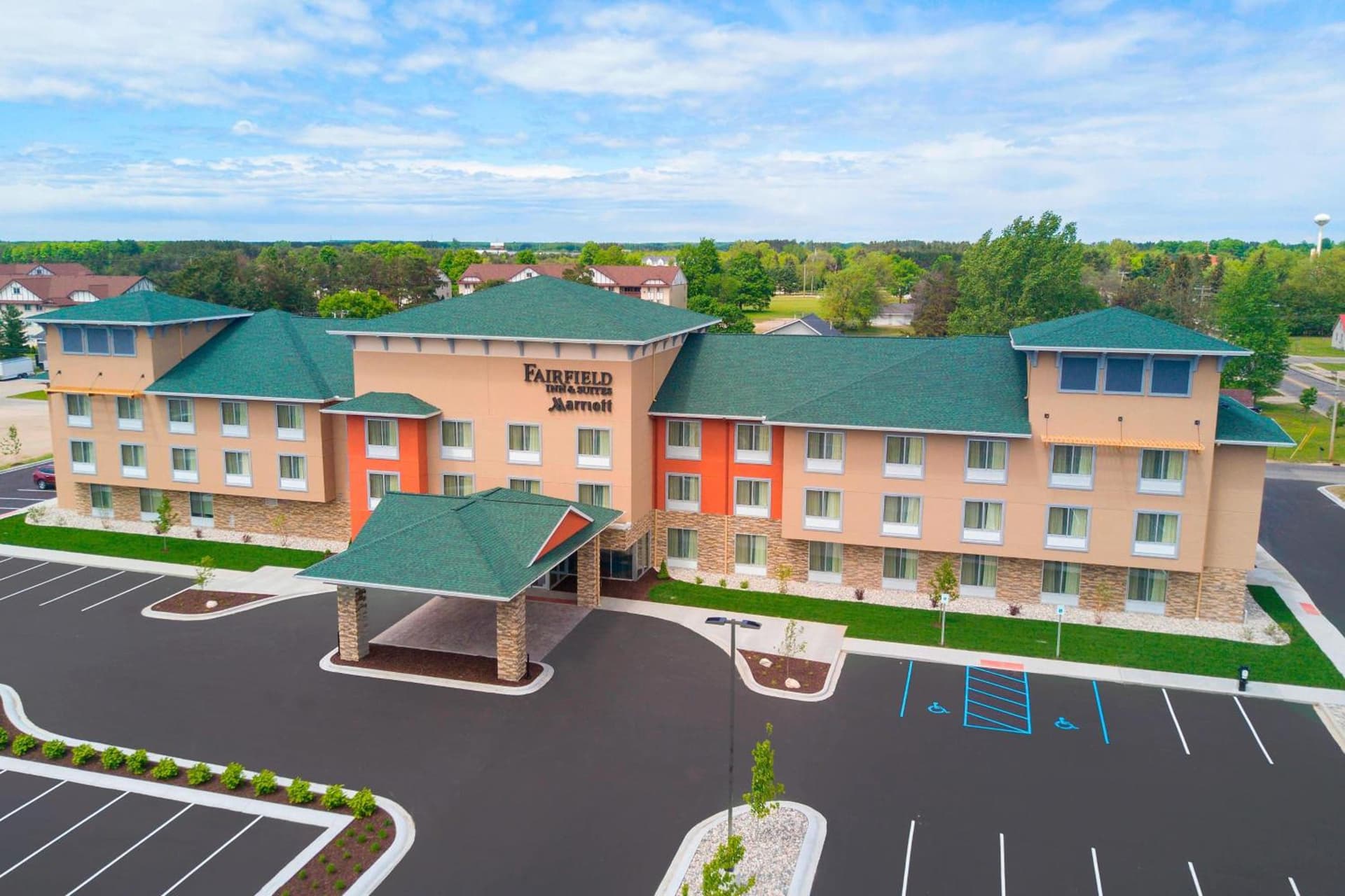 Fairfield Inn & Suites by Marriott Gaylord interior in Gaylord, MI — gallery photo 2