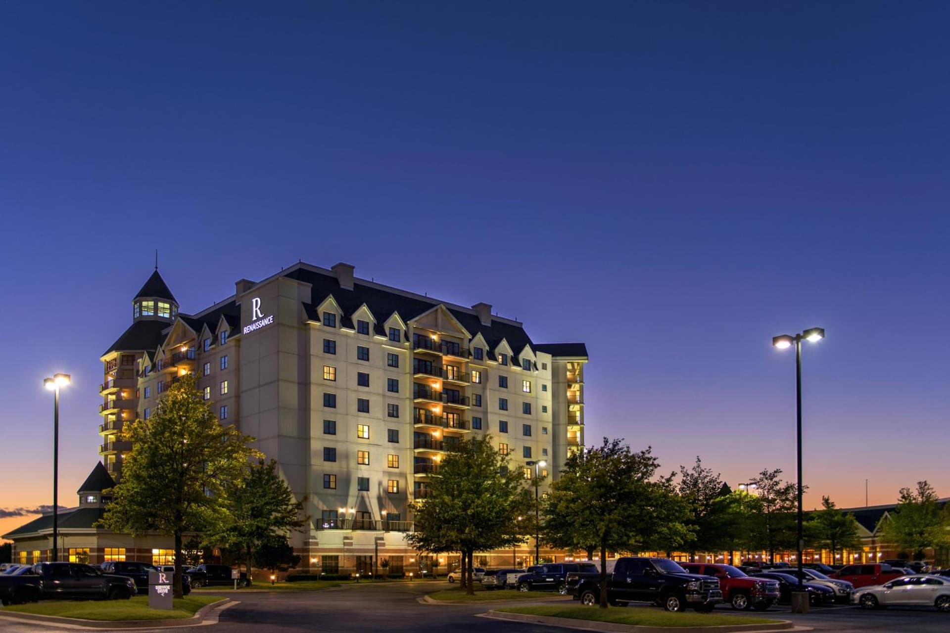 Renaissance Tulsa Hotel & Convention Center — hotel in Tulsa, Oklahoma