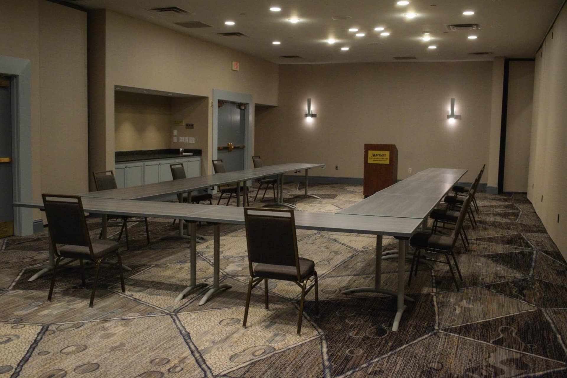 Marriott DFW Airport South property views in Fort Worth, TX — gallery photo 3
