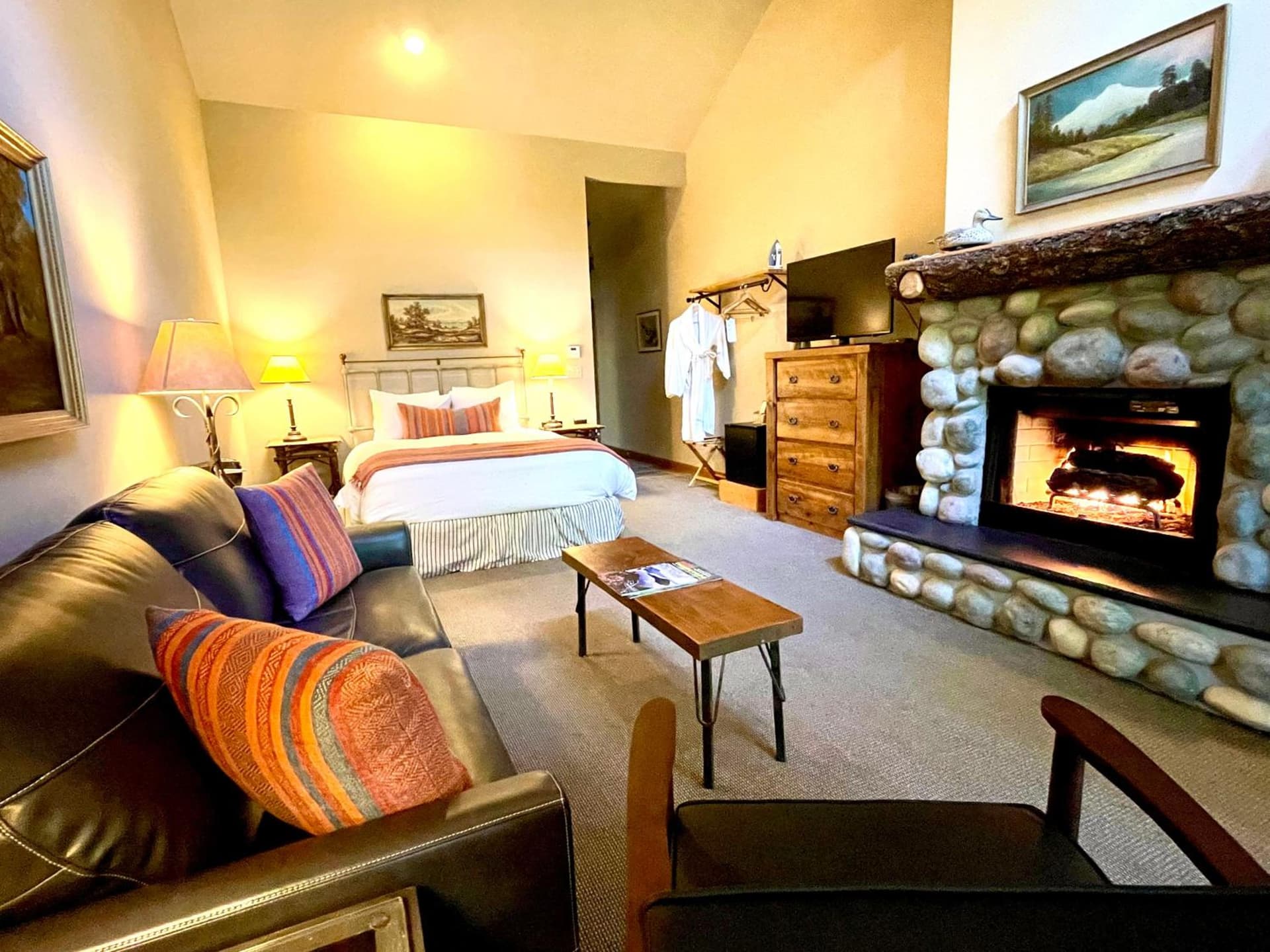 Weasku Inn gallery photo in Grants Pass, OR — image 79