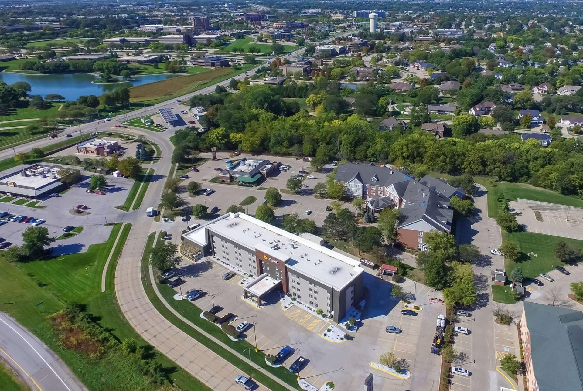 La Quinta by Wyndham Des Moines West Clive gallery photo in Clive, IA — image 76