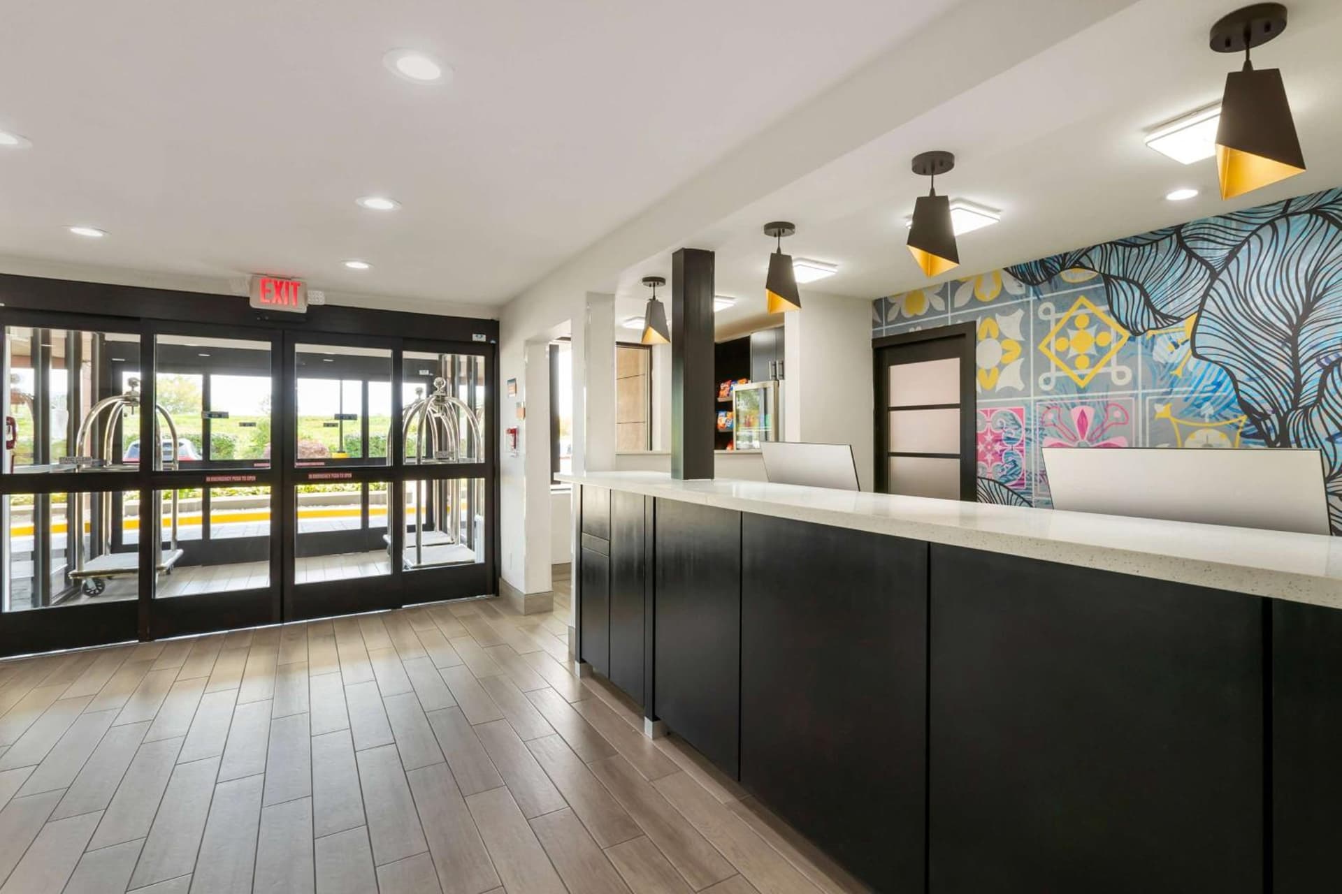 La Quinta by Wyndham Des Moines West Clive gallery photo in Clive, IA — image 21